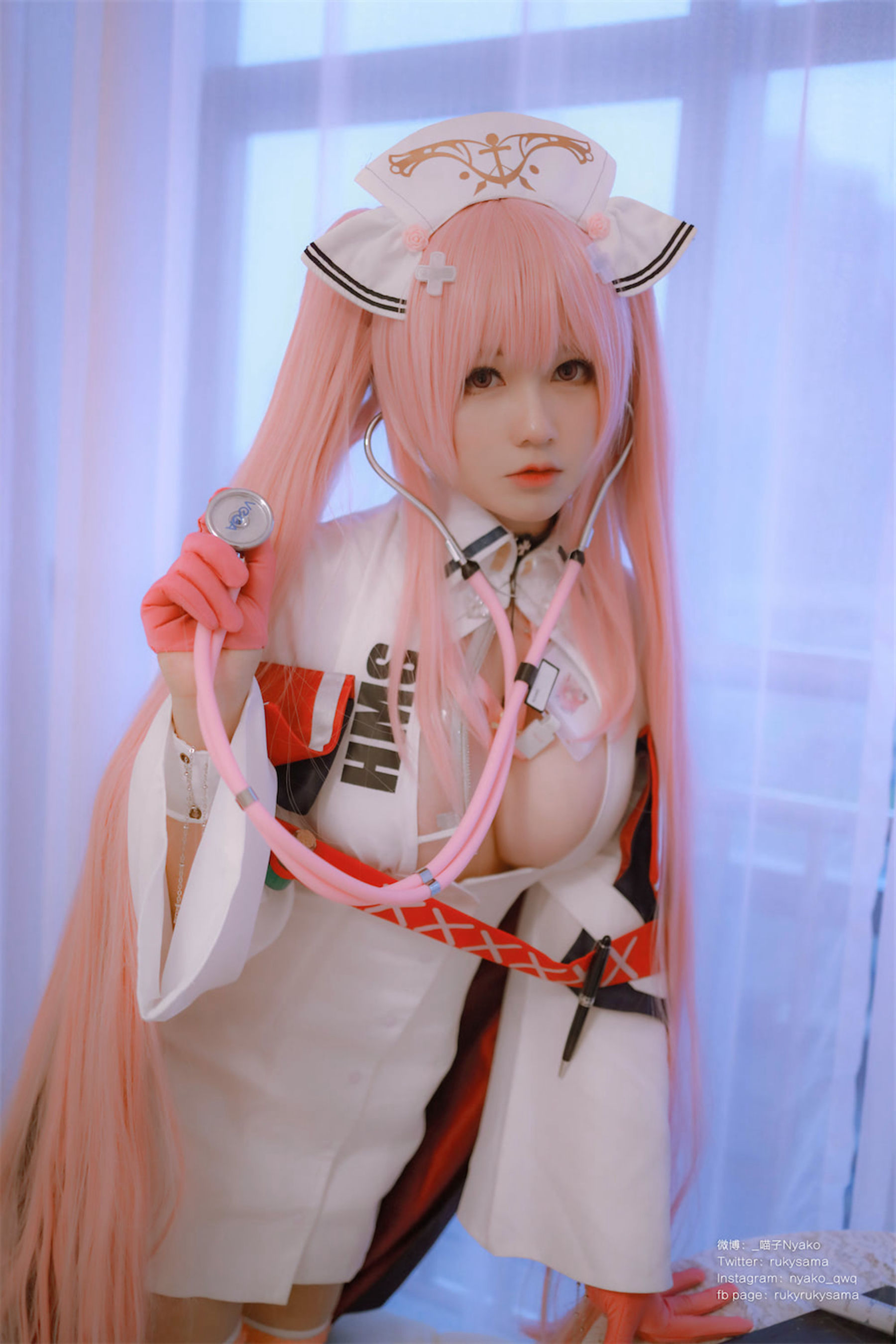 [福利COS] 萌妹子Nyako喵子 - 英仙座护士