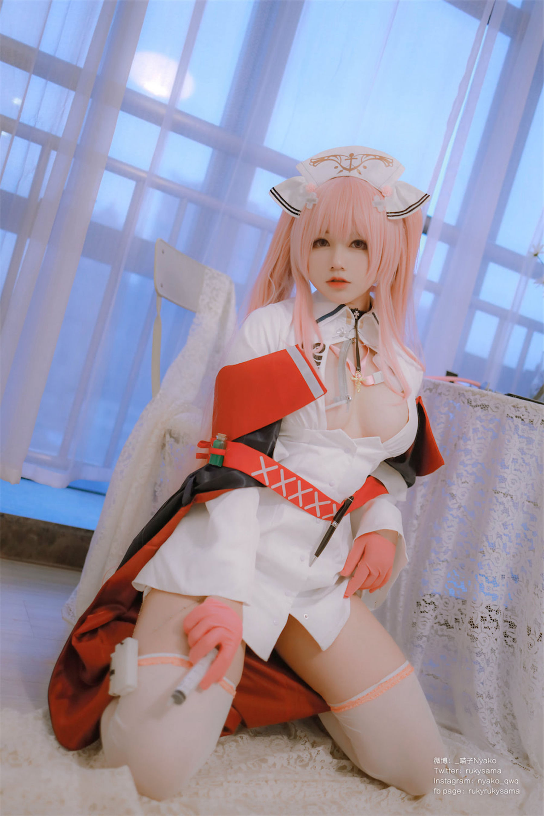 [福利COS] 萌妹子Nyako喵子 - 英仙座护士