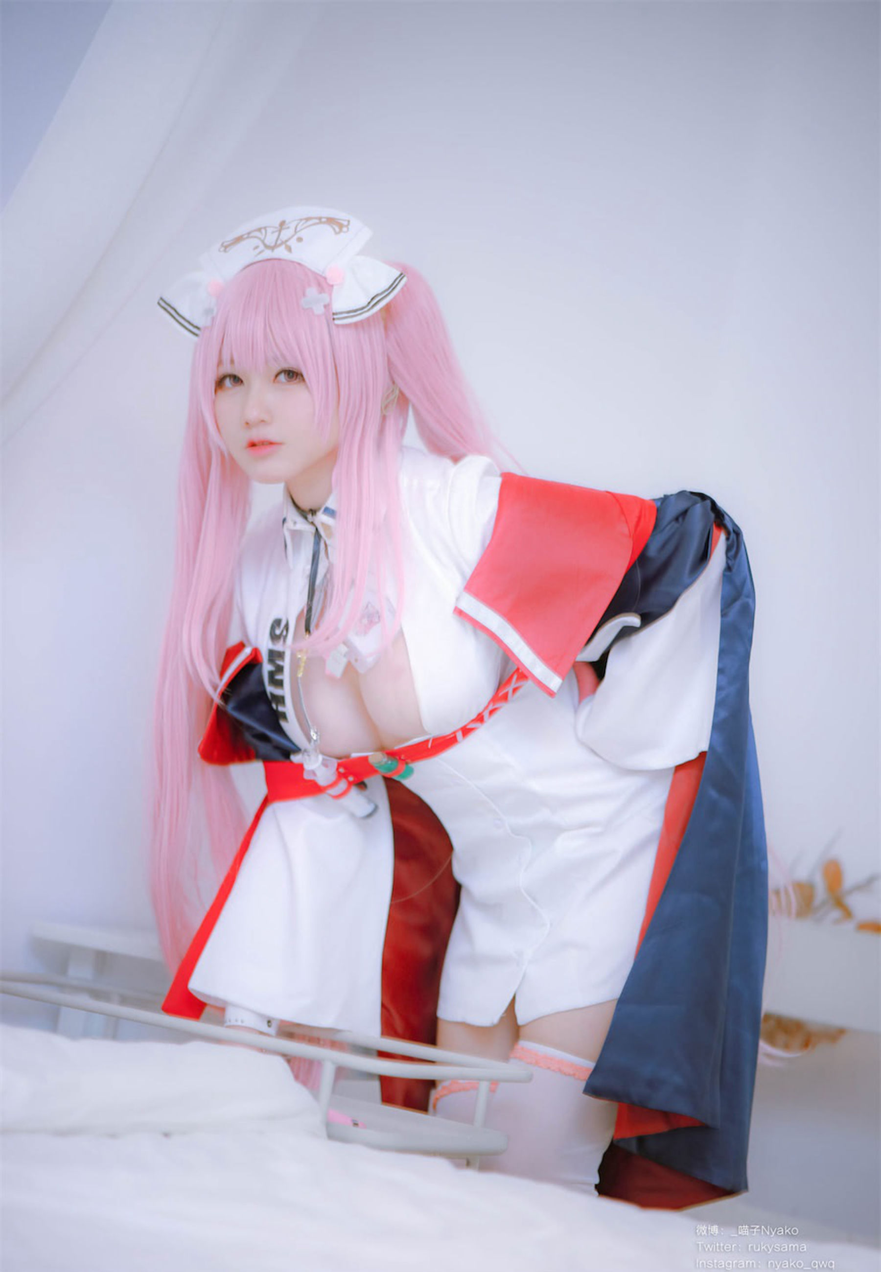 [福利COS] 萌妹子Nyako喵子 - 英仙座护士