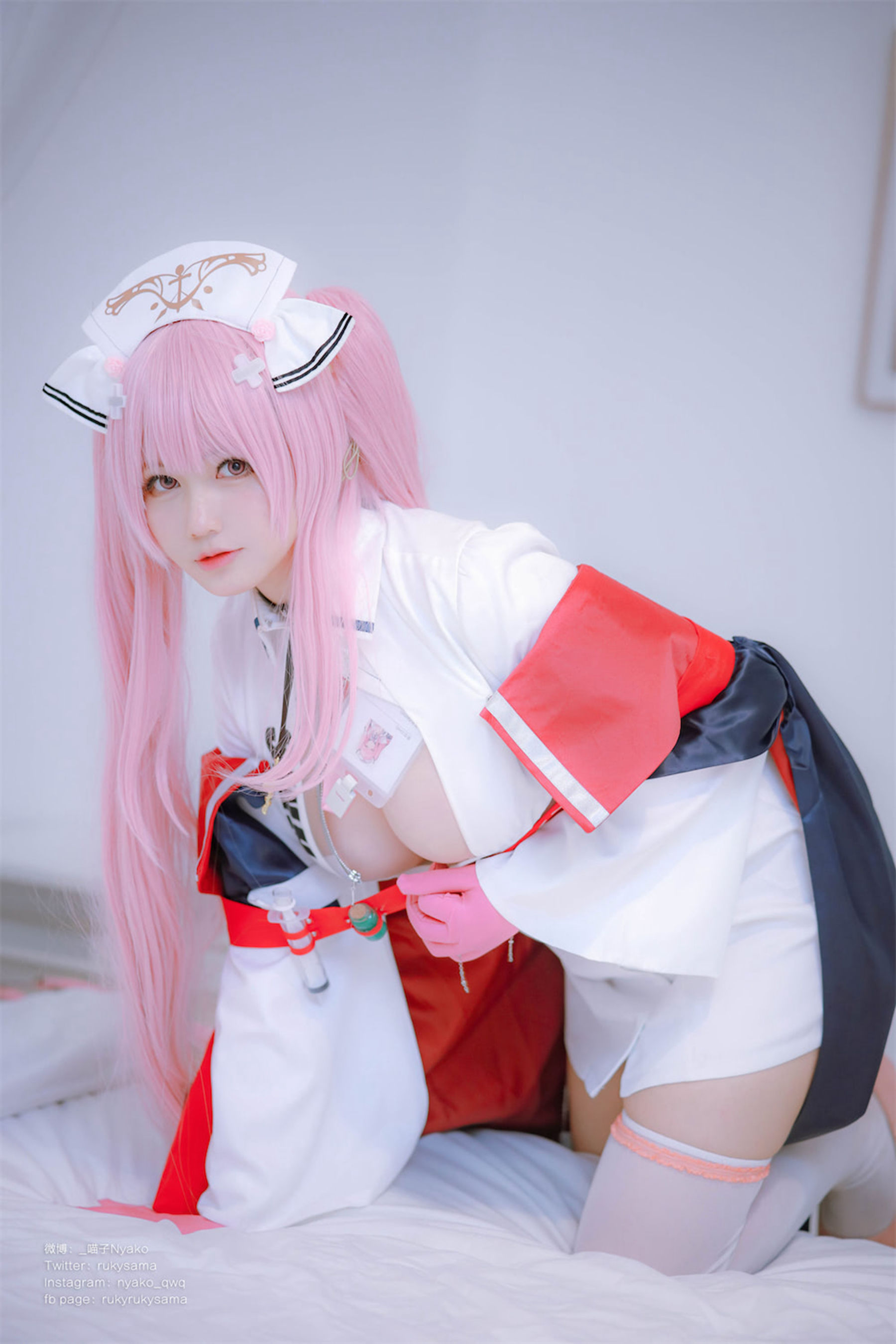[福利COS] 萌妹子Nyako喵子 - 英仙座护士