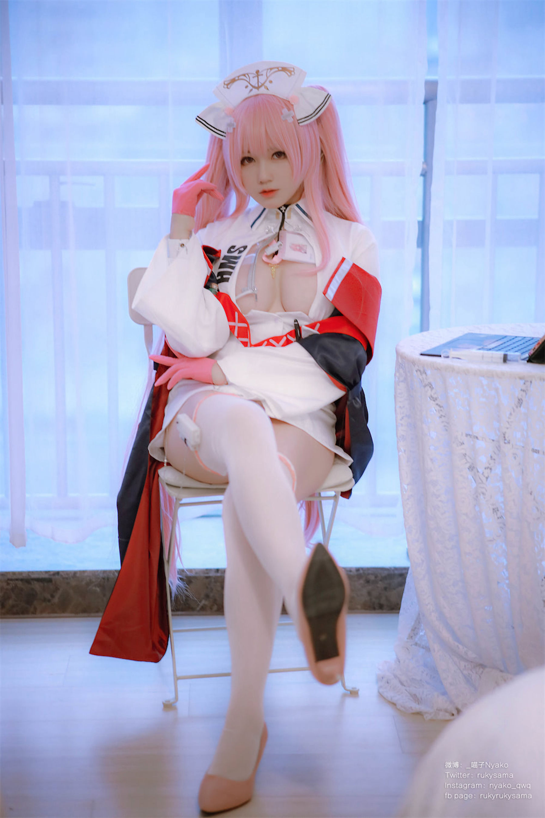 [福利COS] 萌妹子Nyako喵子 - 英仙座护士