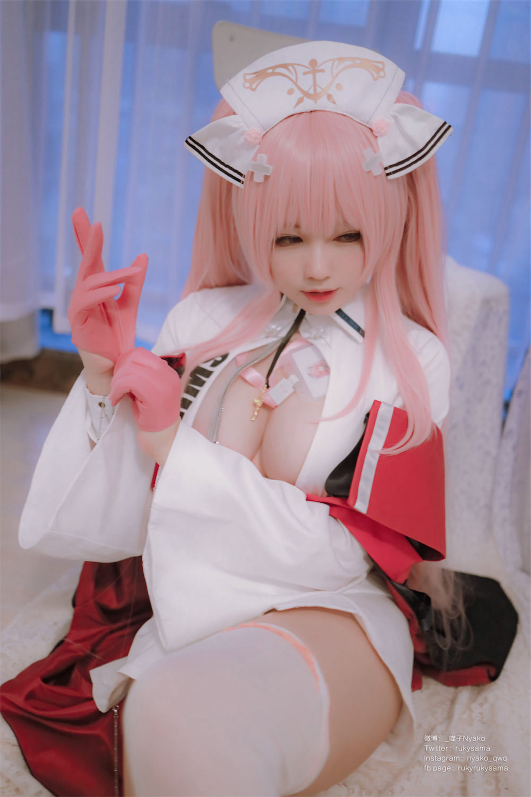 [福利COS] 萌妹子Nyako喵子 - 英仙座护士