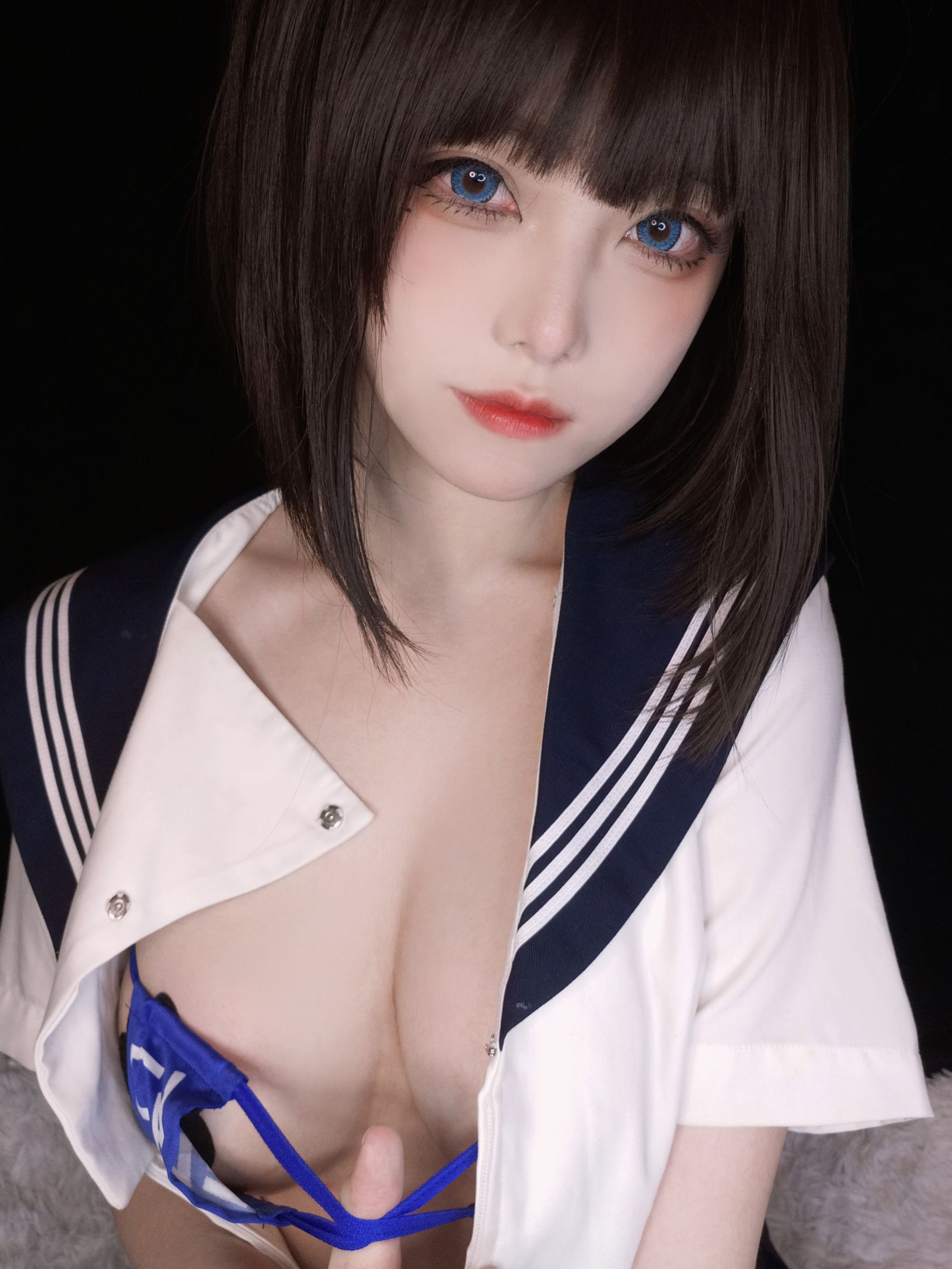 [福利COS] 萌系小姐姐蜜汁猫裘 - 坏学妹自拍