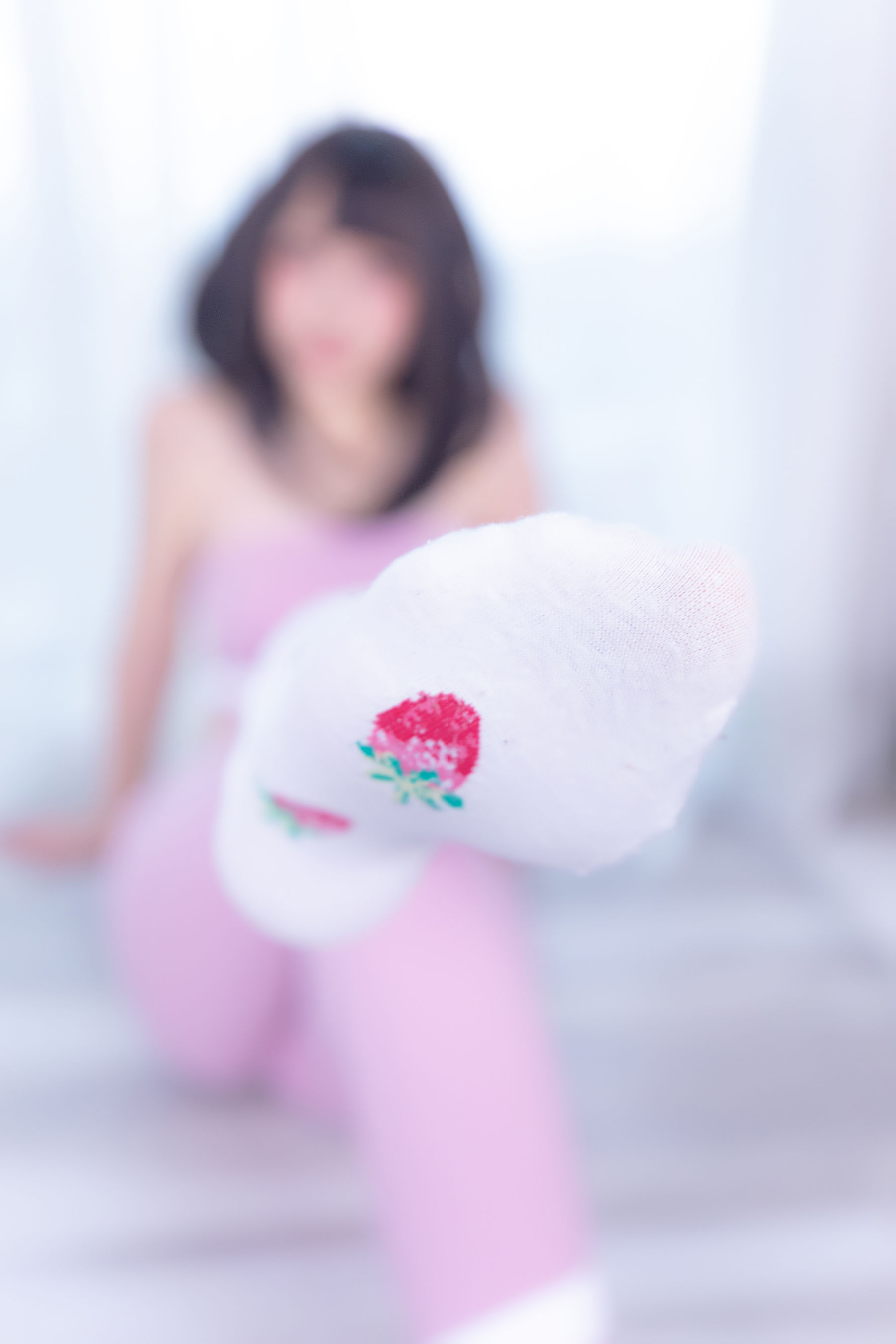[福利COS] 萝莉神楽板真冬 草莓蜜桃