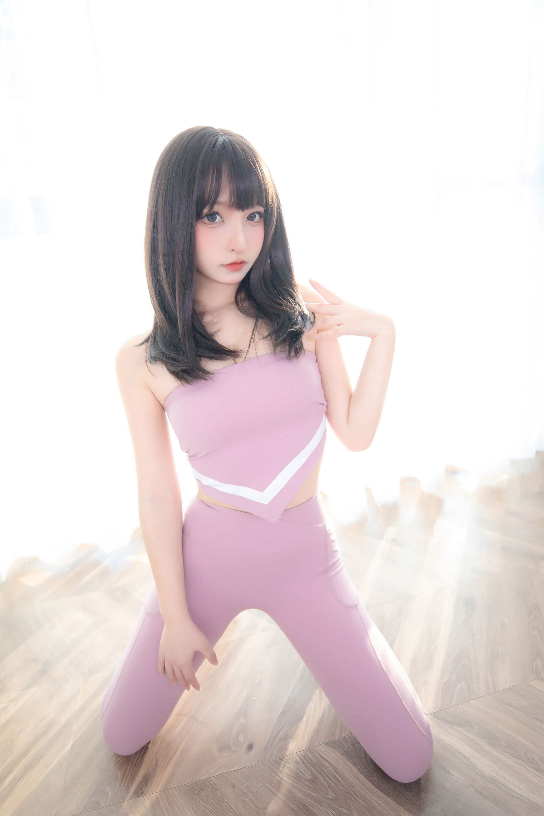 [福利COS] 萝莉神楽板真冬 草莓蜜桃