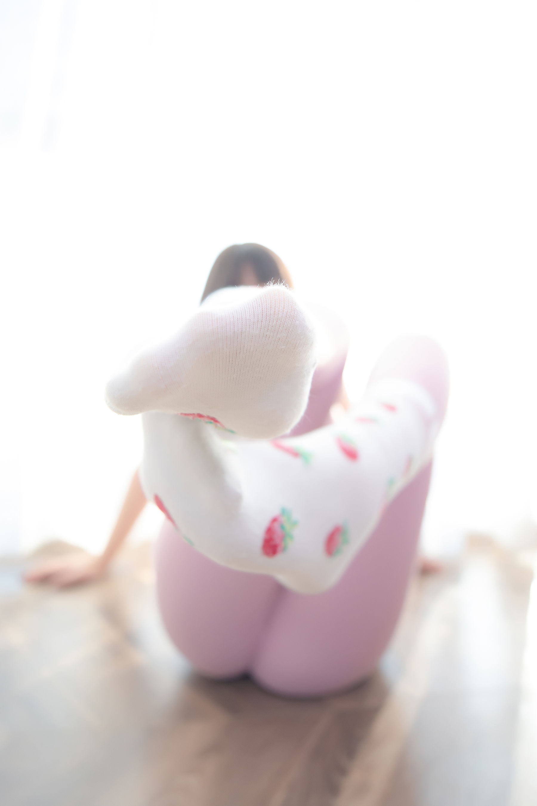 [福利COS] 萝莉神楽板真冬 草莓蜜桃