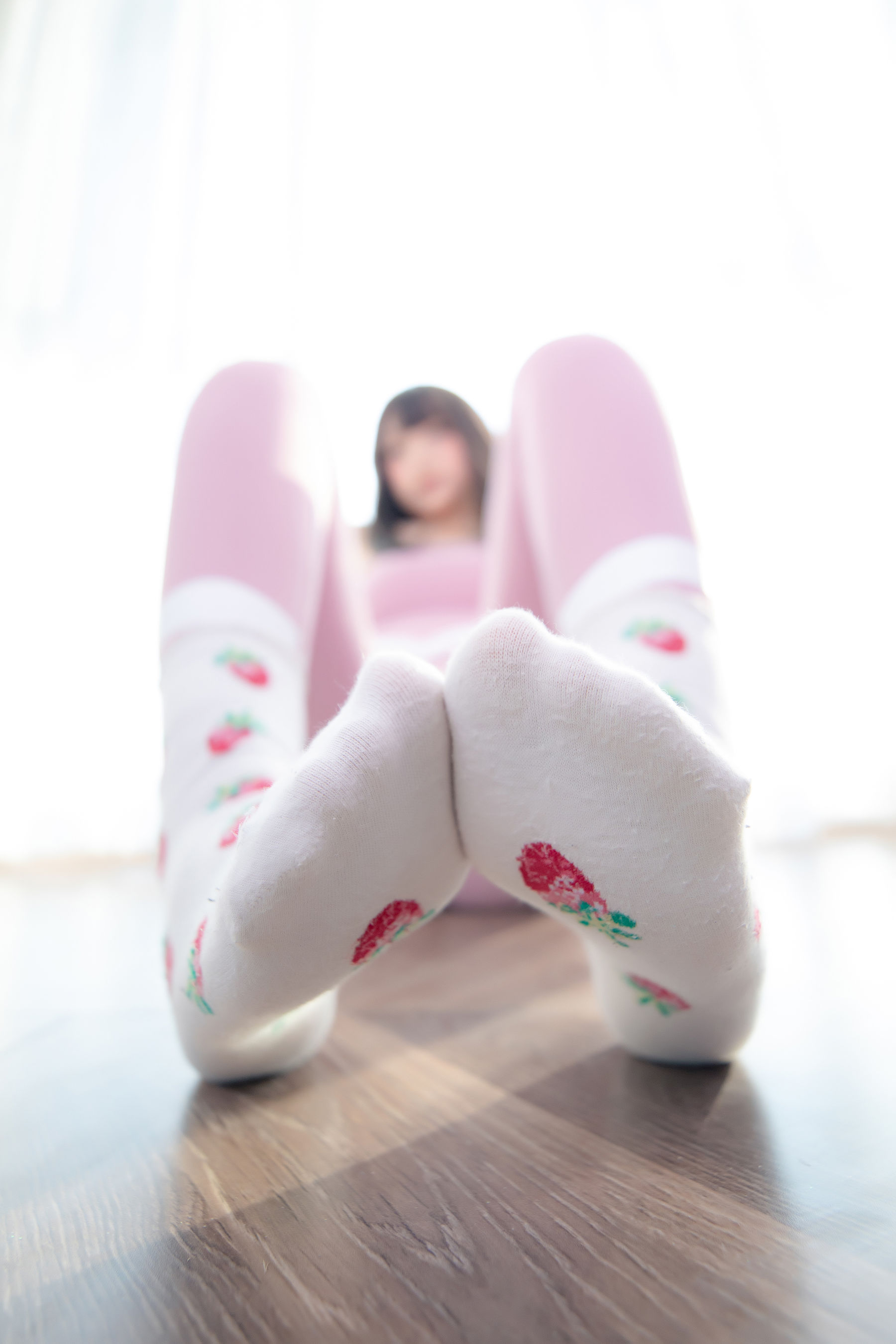 [福利COS] 萝莉神楽板真冬 草莓蜜桃