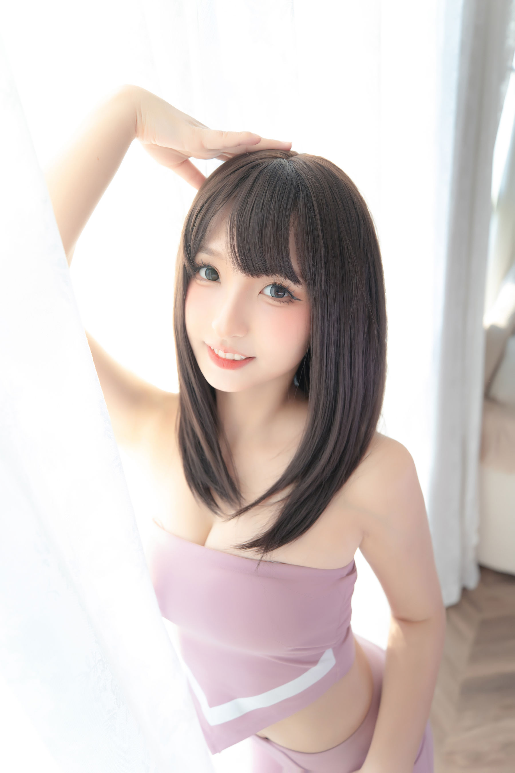 [福利COS] 萝莉神楽板真冬 草莓蜜桃