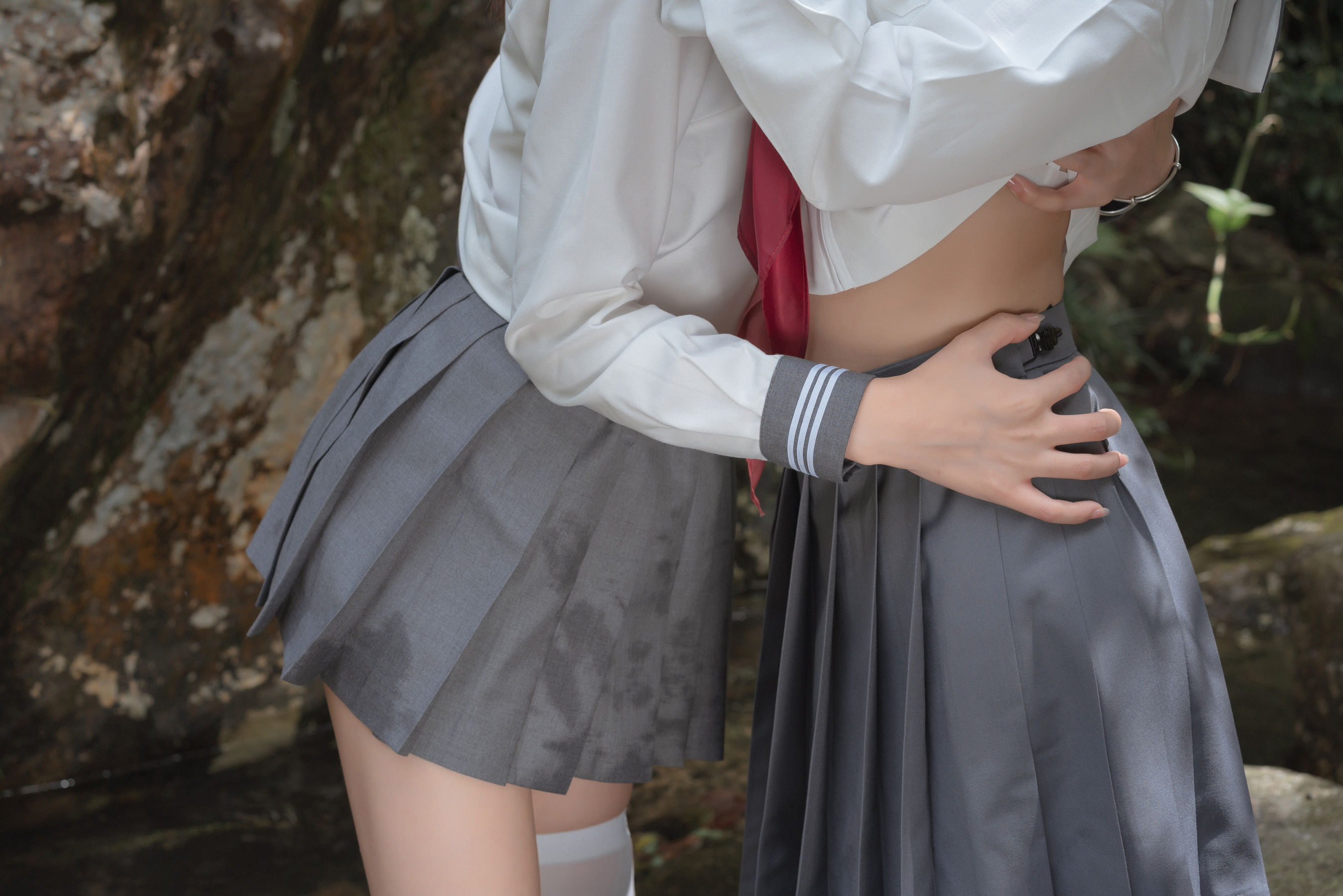 [福利COS] 阳光美少女萌芽儿o0 - 请叫我若生 小溪JK百合