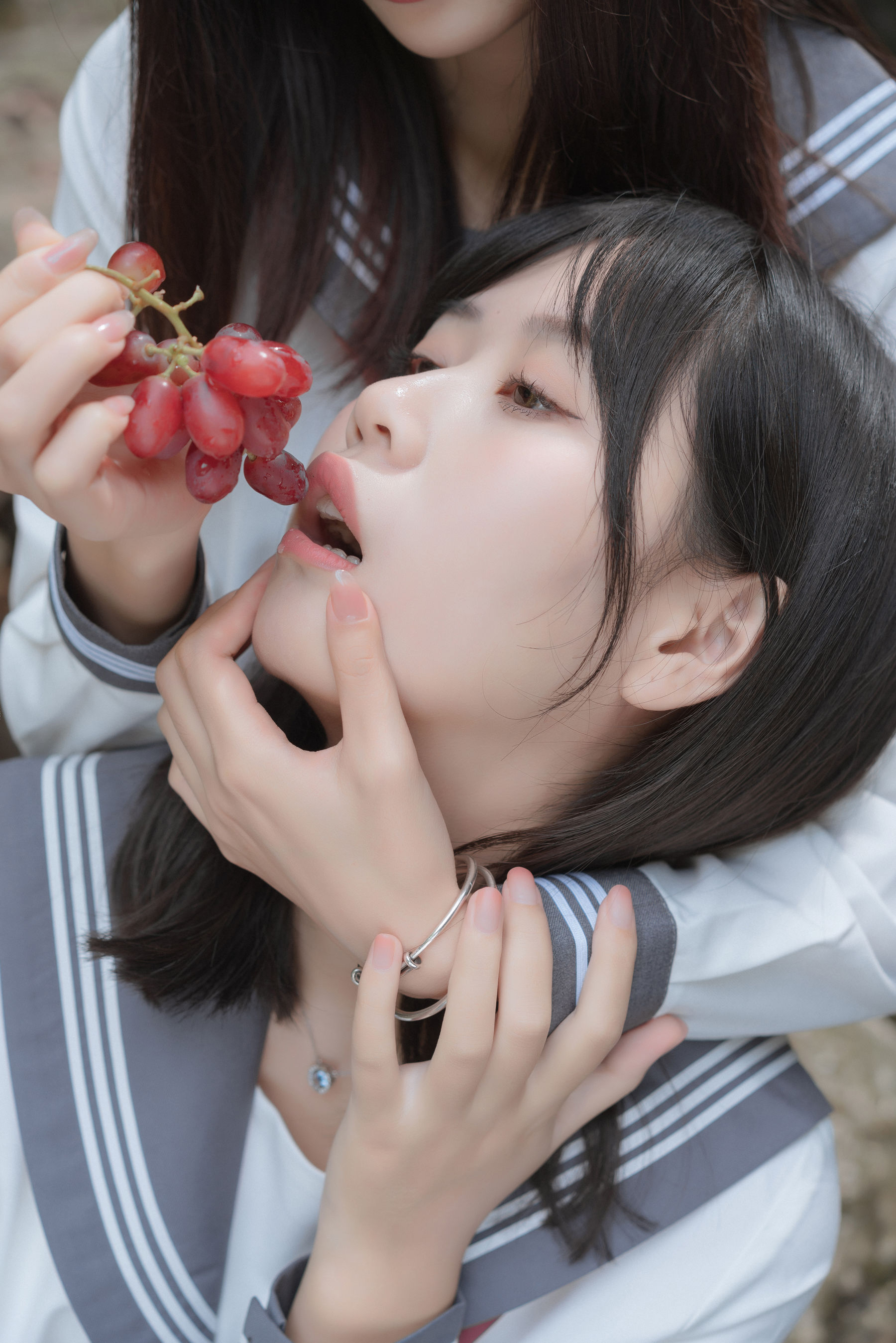 [福利COS] 阳光美少女萌芽儿o0 - 请叫我若生 小溪JK百合