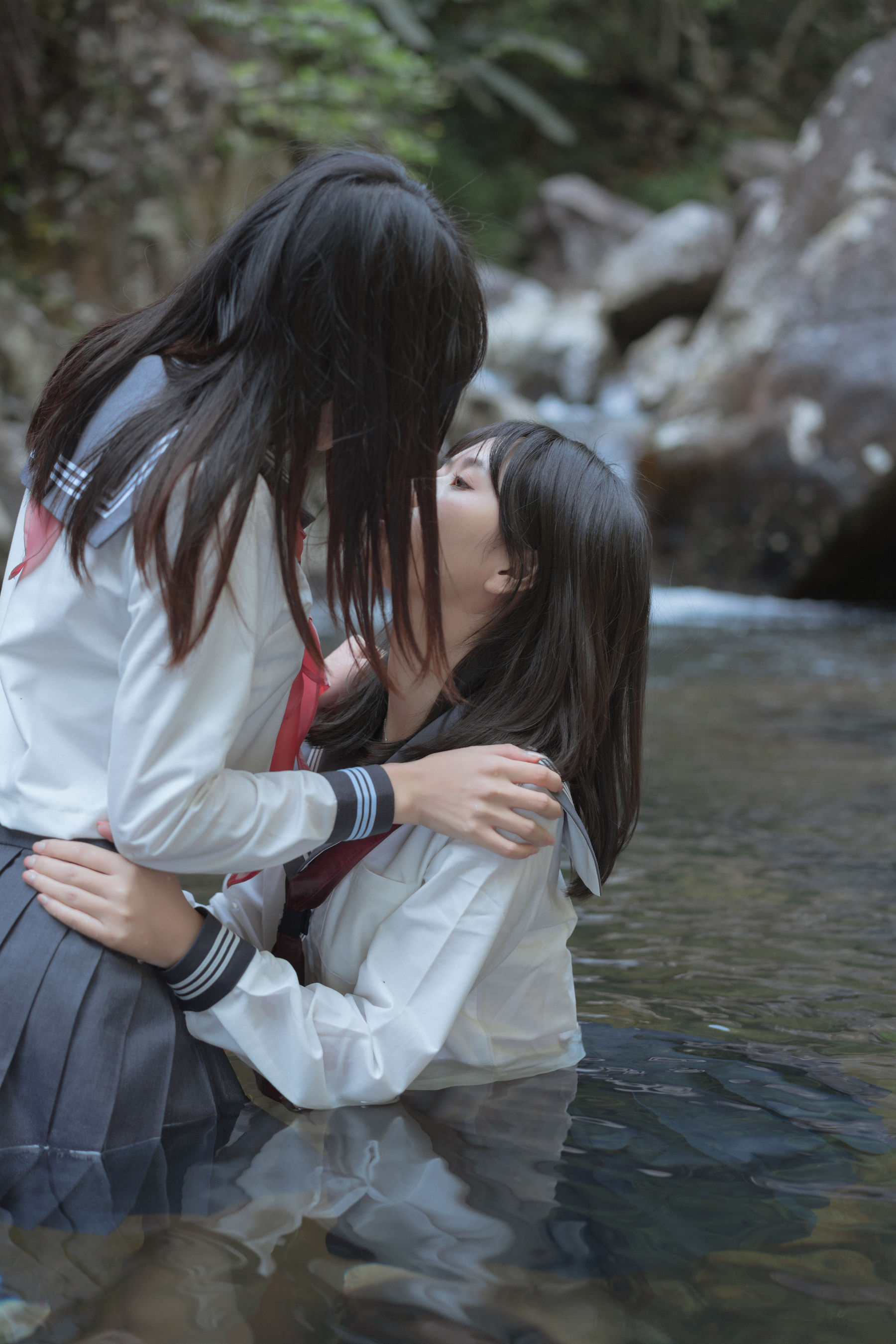 [福利COS] 阳光美少女萌芽儿o0 - 请叫我若生 小溪JK百合