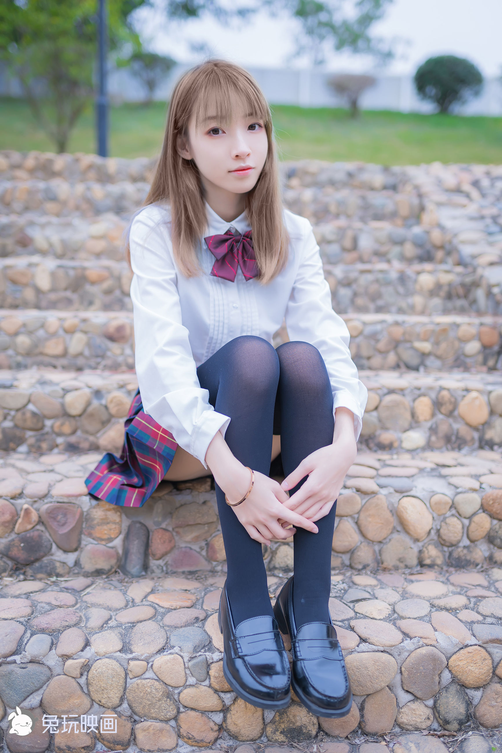 [兔玩映画] - JK制服 Vol.006 绿草坪
