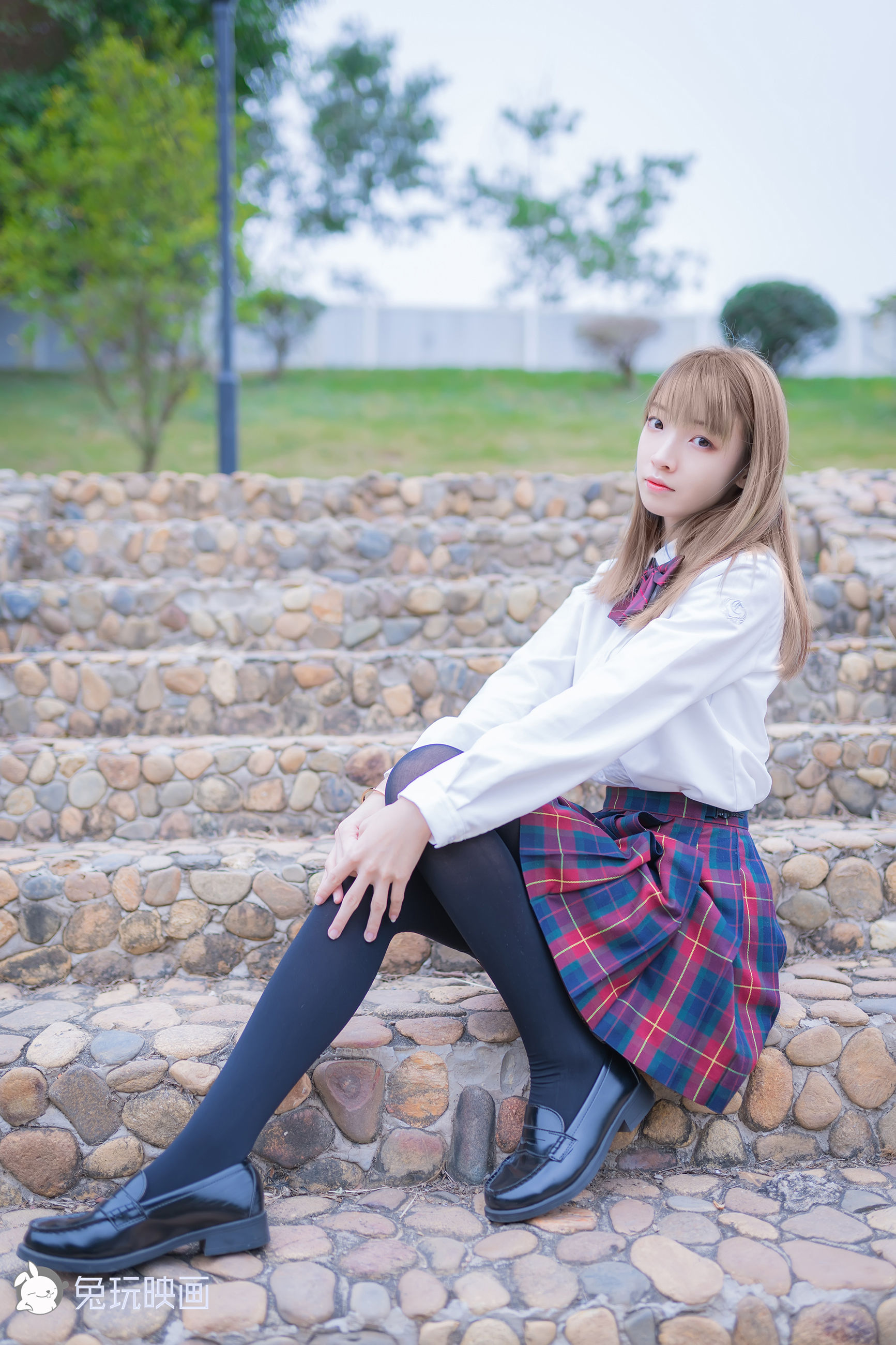 [兔玩映画] - JK制服 Vol.006 绿草坪