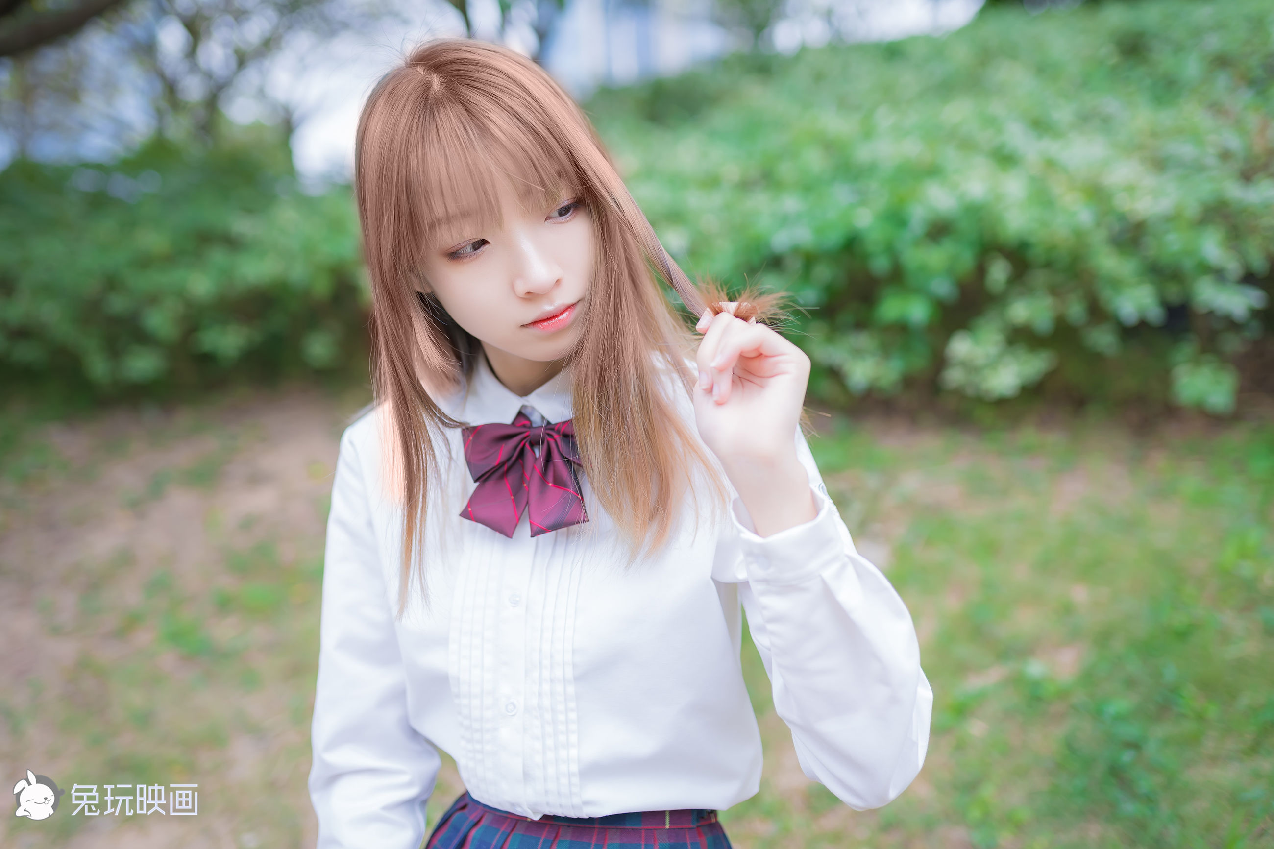 [兔玩映画] - JK制服 Vol.006 绿草坪