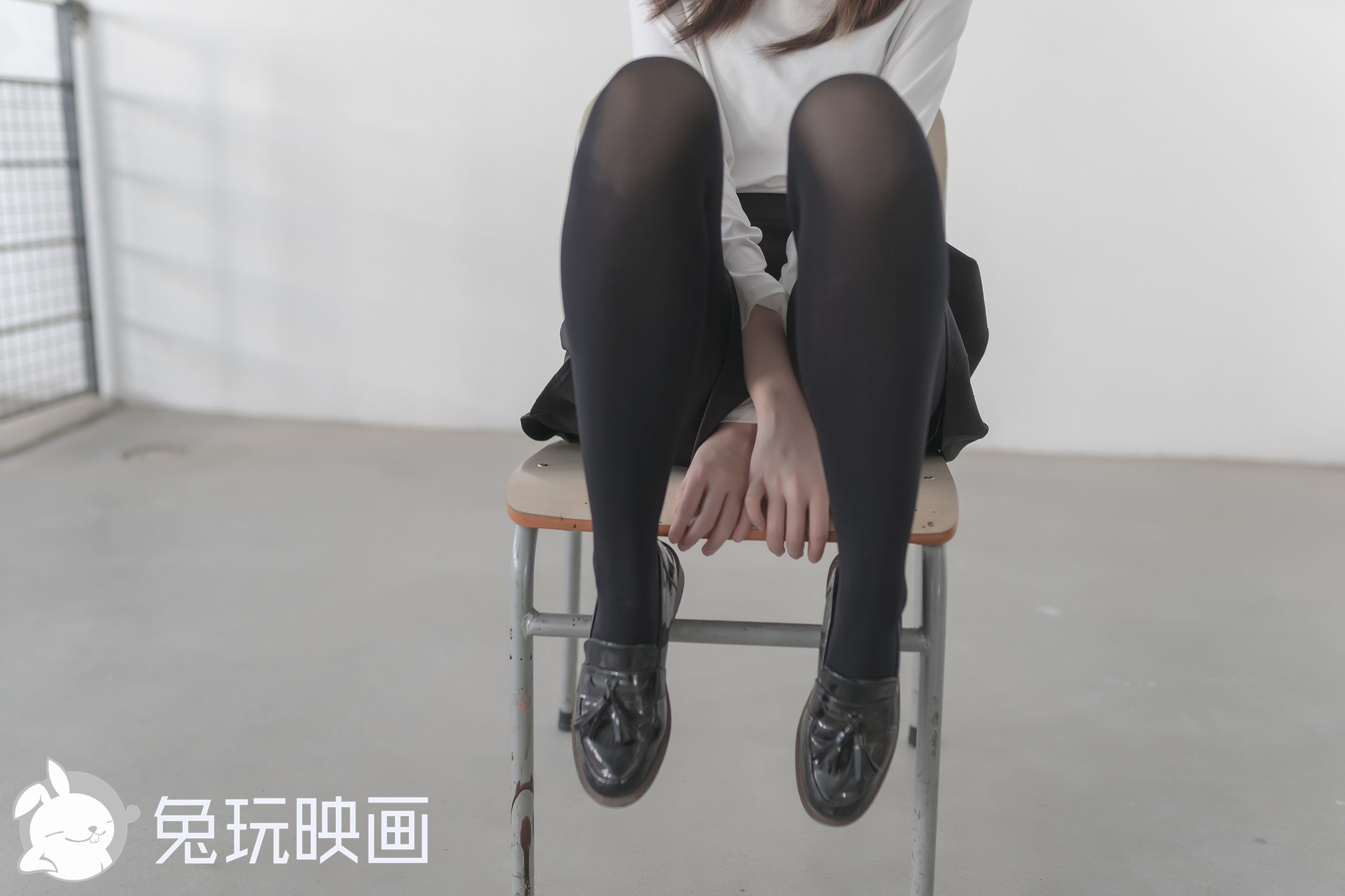 [兔玩映画] - 冬天里的黑袜