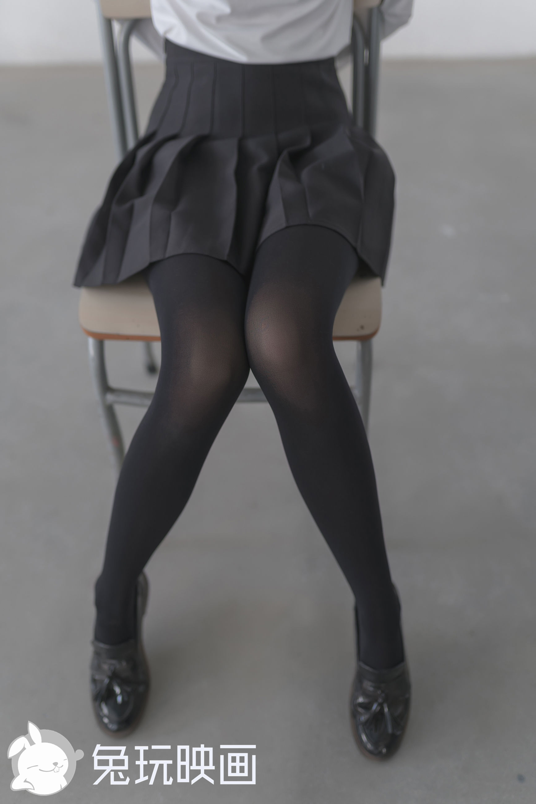 [兔玩映画] - 冬天里的黑袜