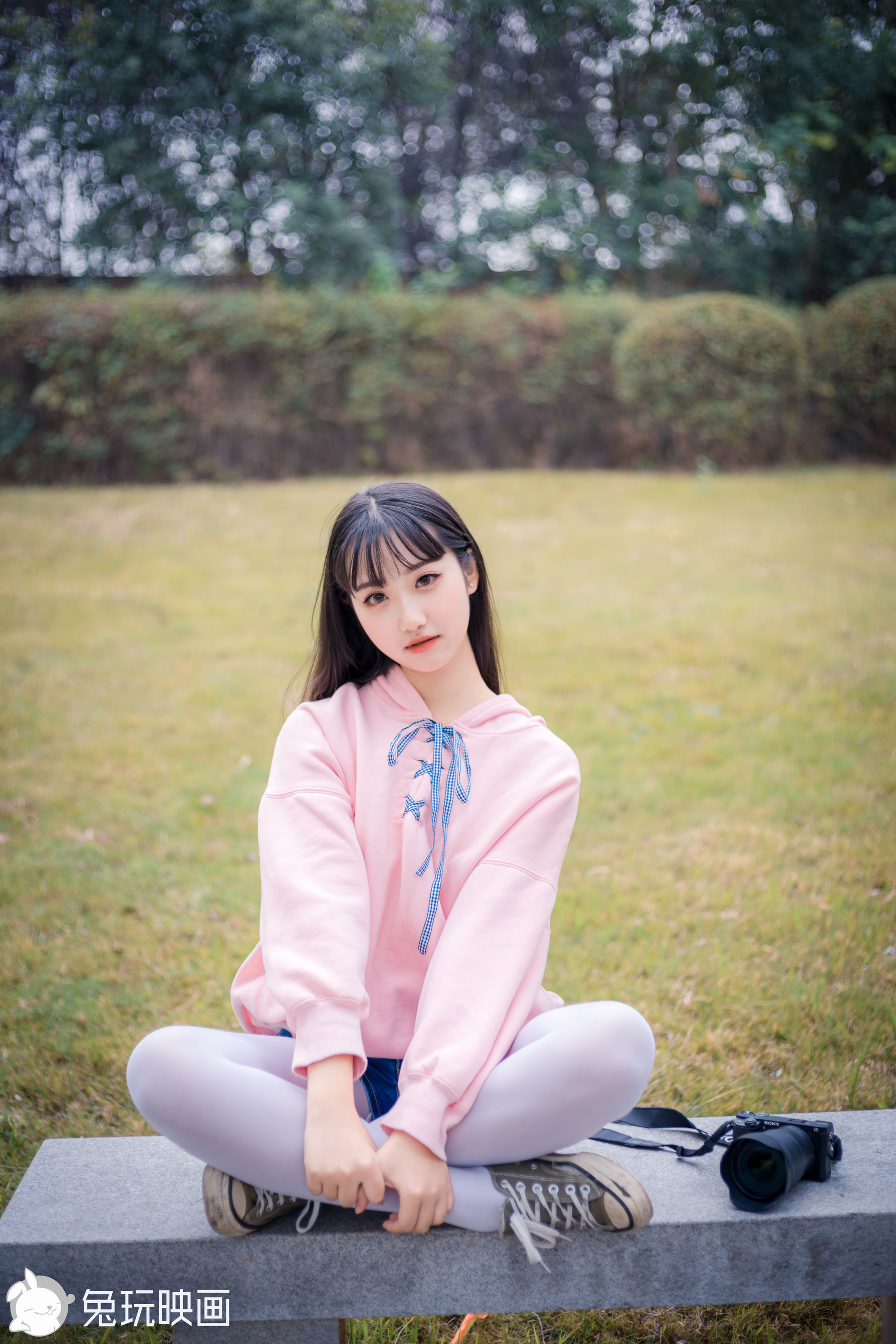 [兔玩映画] - 和小姐姐去公园拍照