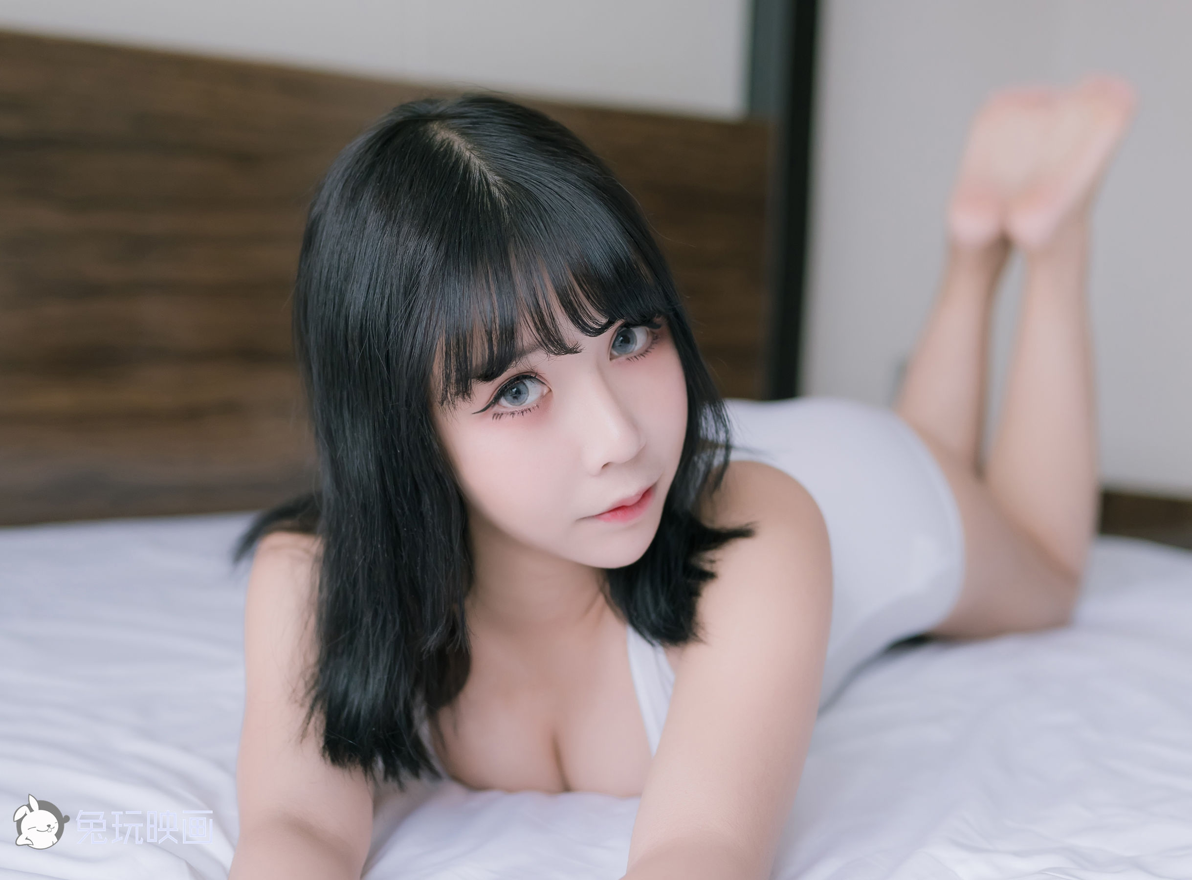 [兔玩映画] - 夏日泳装 Vol.037 大姐姐
