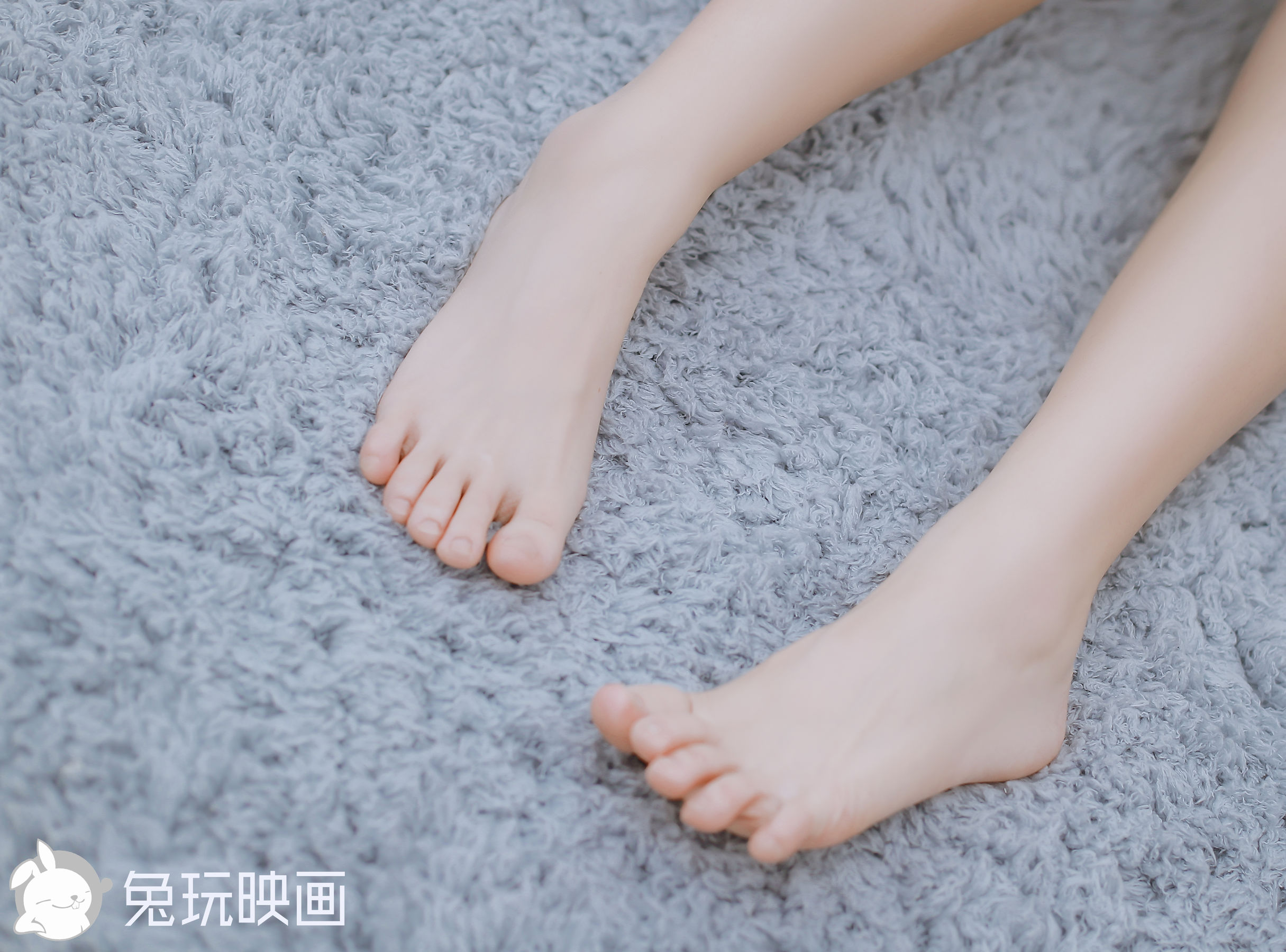 [兔玩映画] - 妹妹的白色毛衣