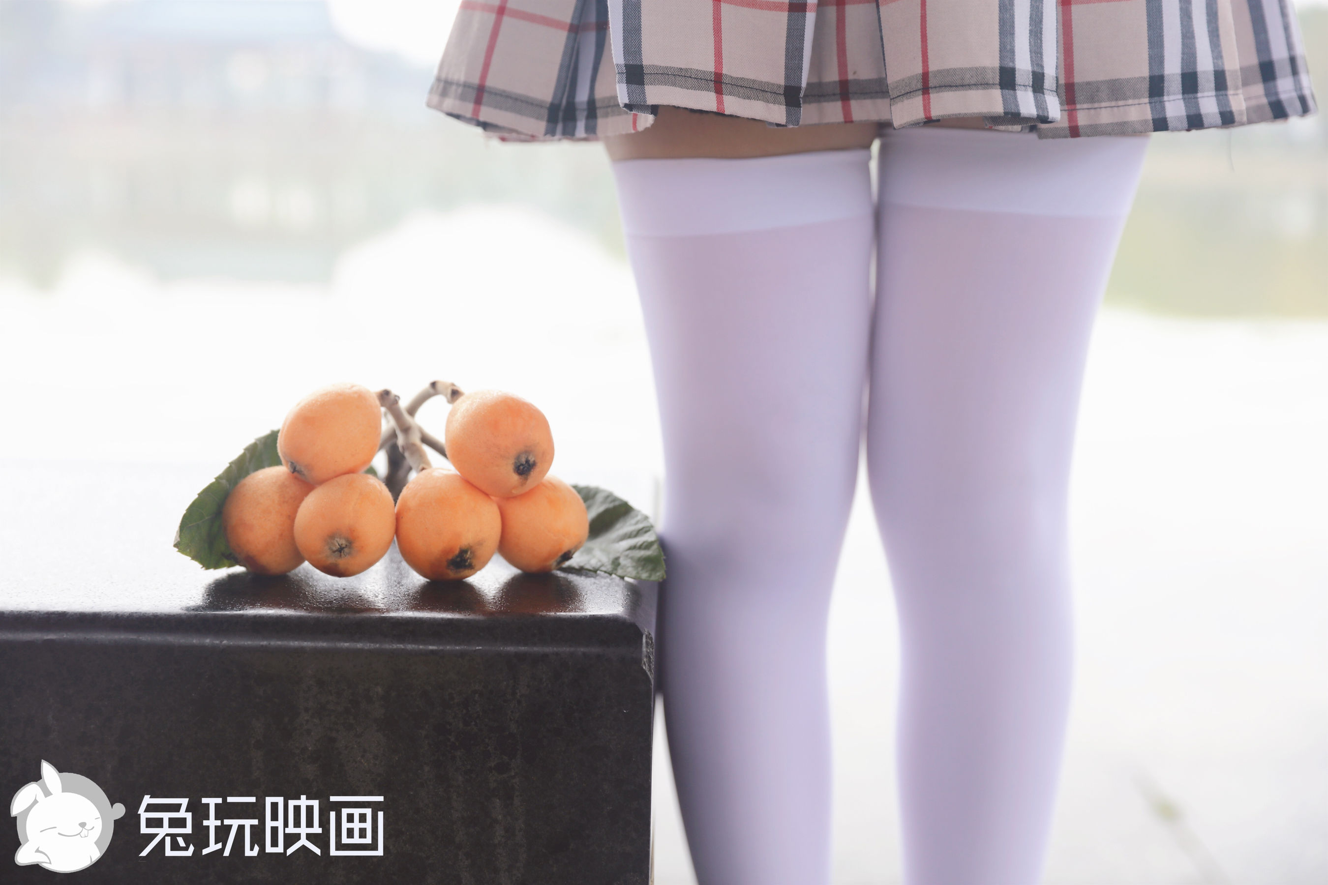 [兔玩映画] - 枇杷和白丝