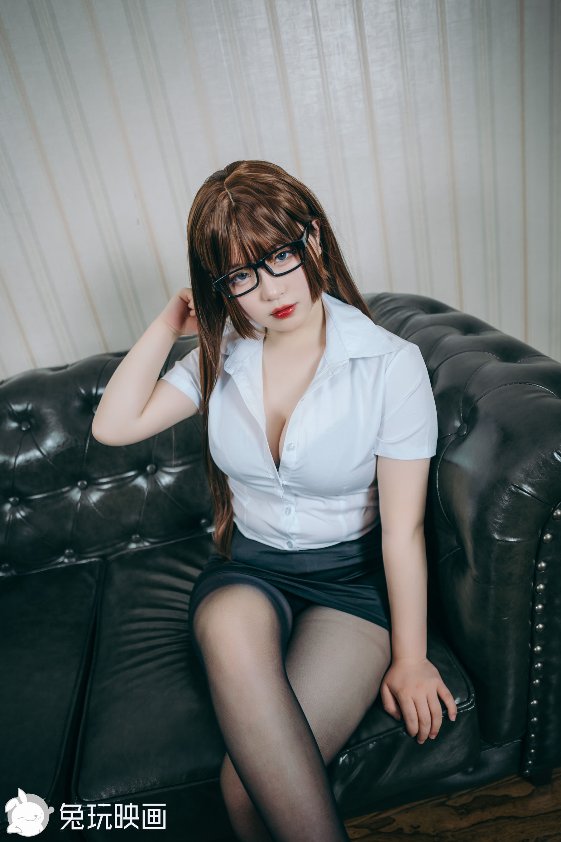 [兔玩映画] - 桃子的OL制服