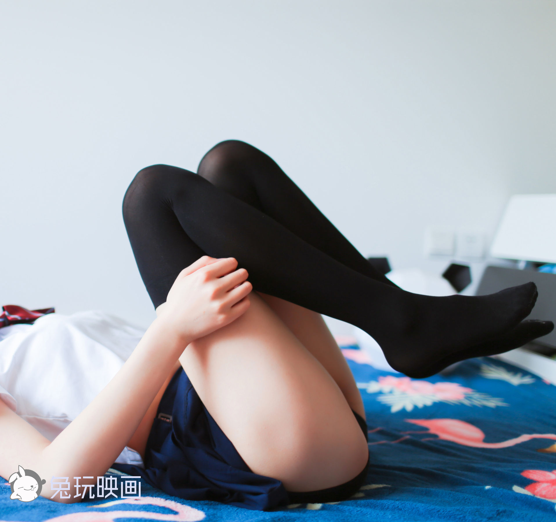 [兔玩映画] - 熊猫黑丝少女