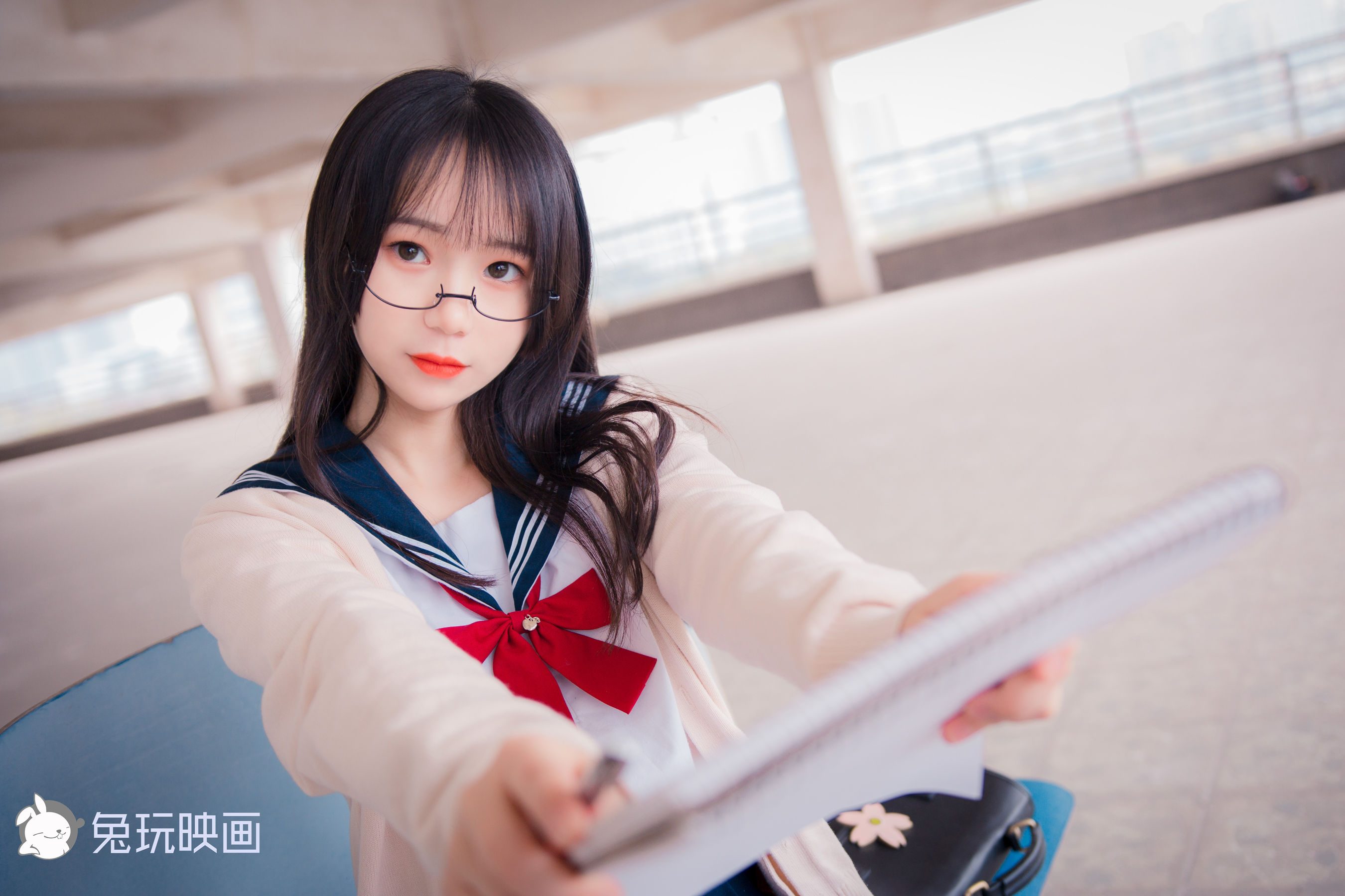 [兔玩映画] - 白丝眼镜娘