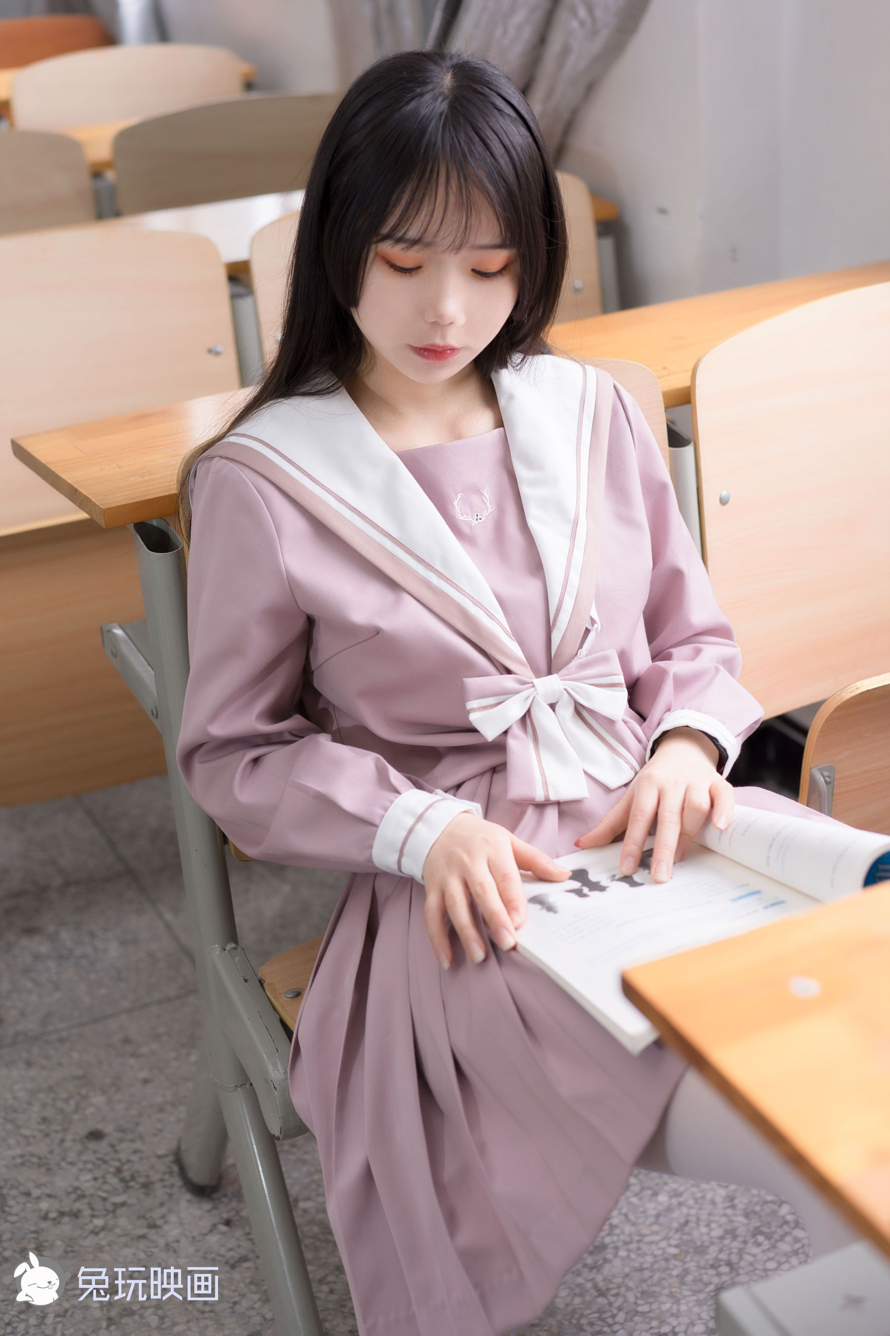 [兔玩映画] - 粉色JK小姐姐