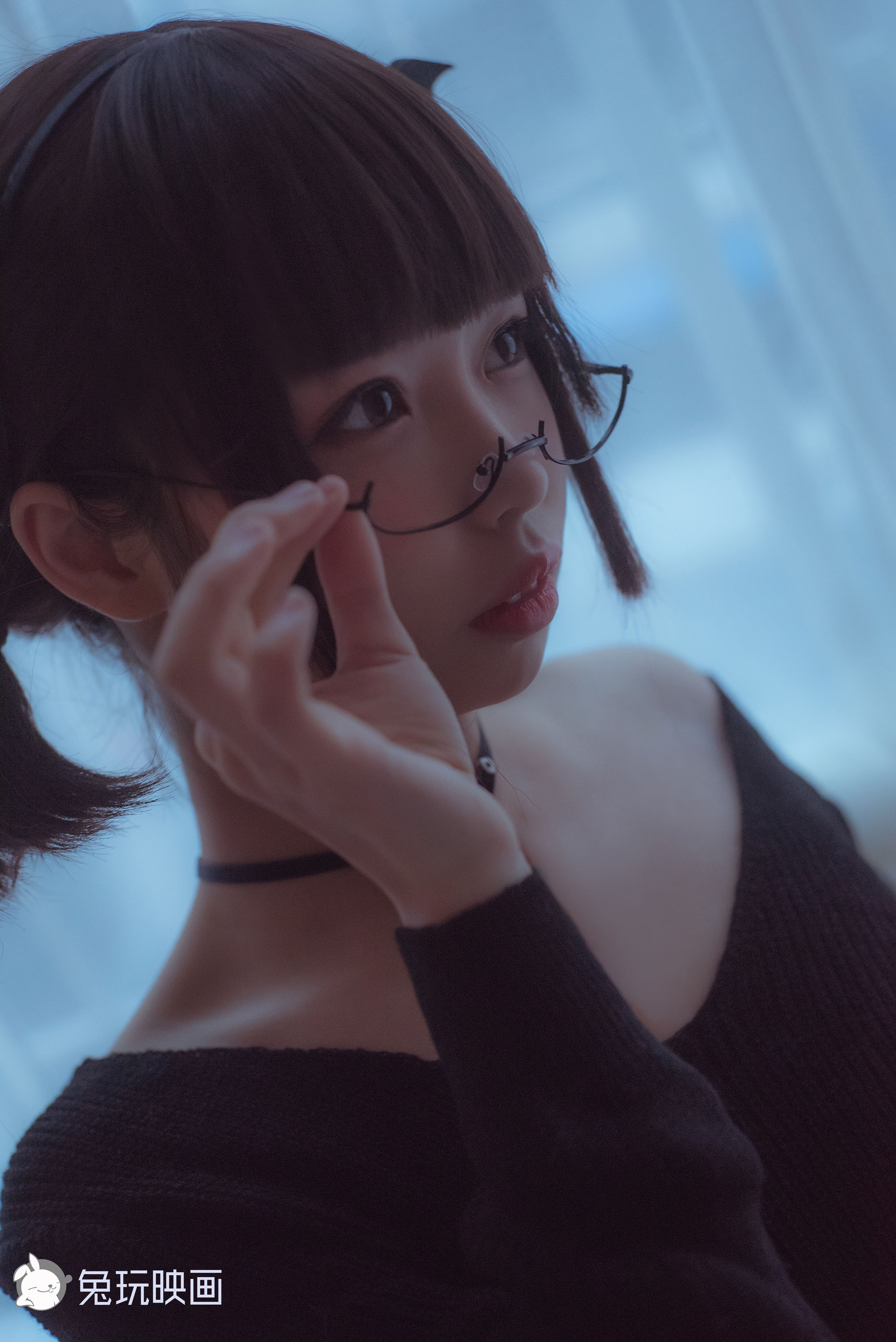 [兔玩映画] - 草莓与恶魔女孩
