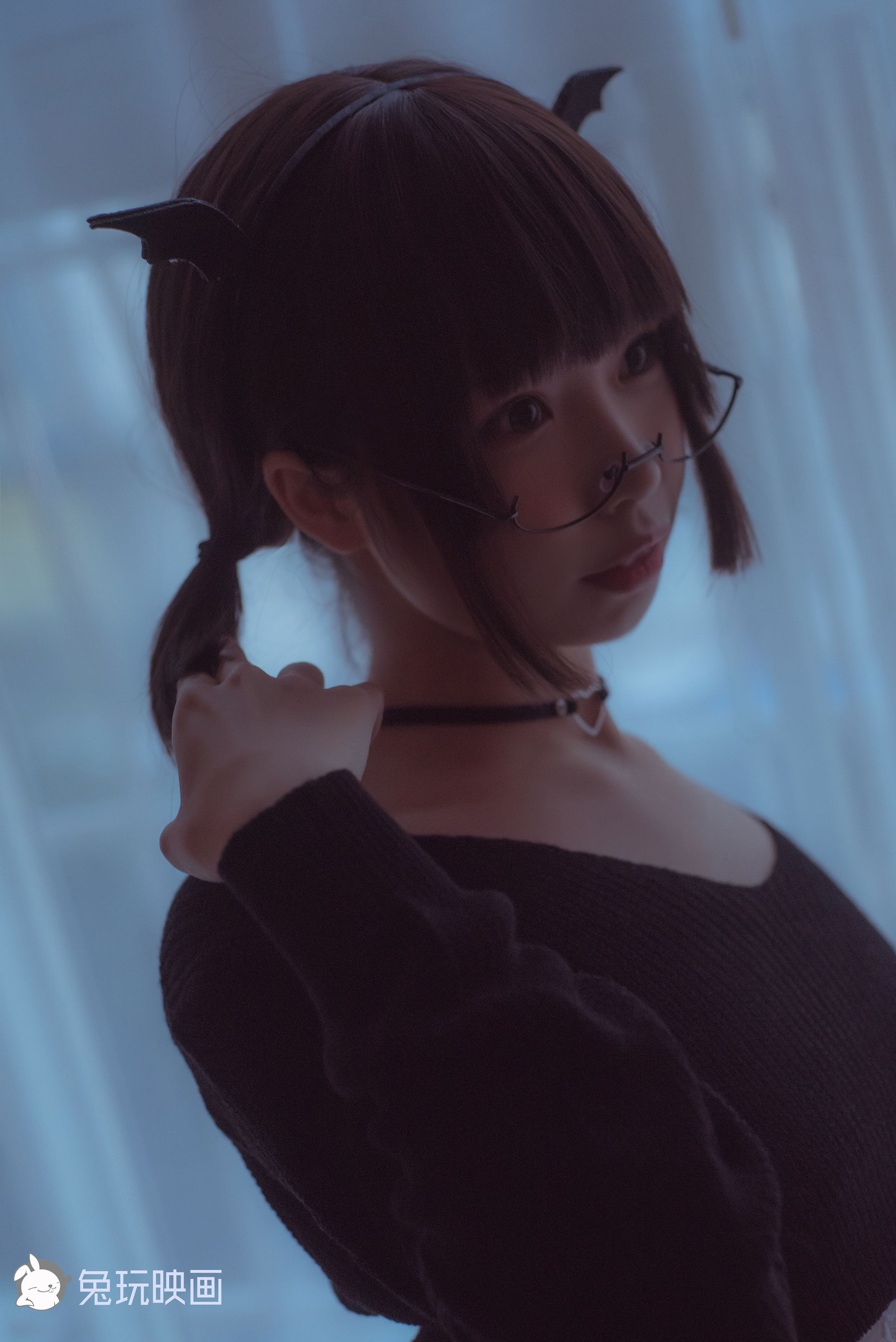 [兔玩映画] - 草莓与恶魔女孩