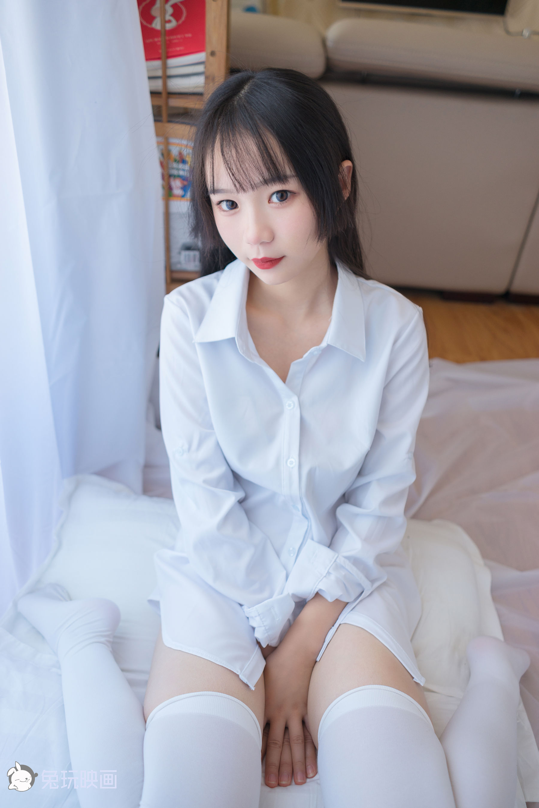 [兔玩映画] - 萝莉的衬衫一级棒！