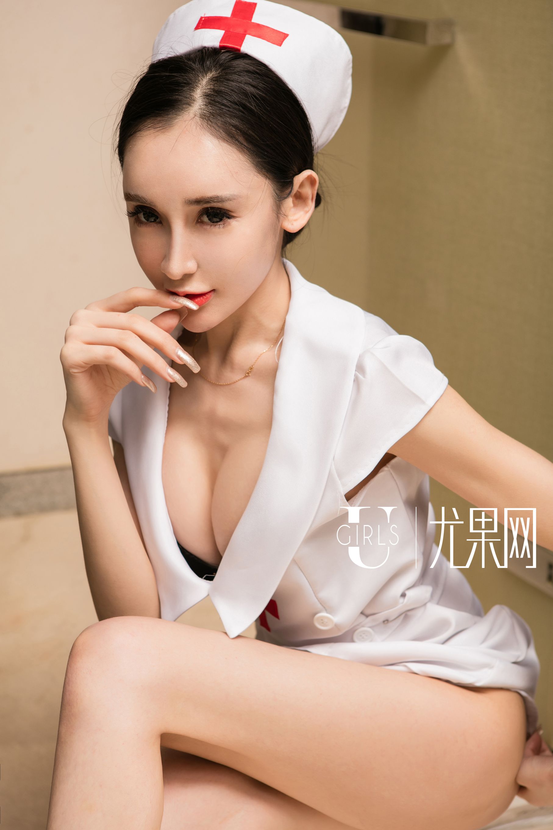 [尤果网Ugirls] U184 阿依努尔瓦娅《骨感少数民族美女》