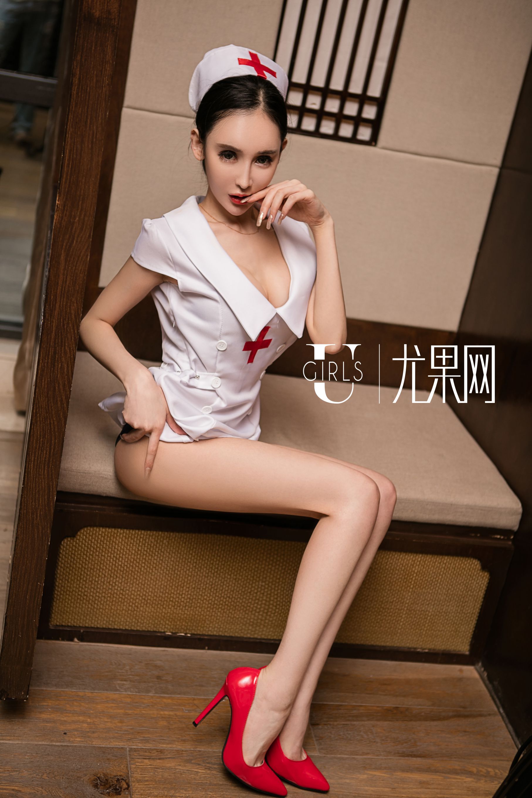 [尤果网Ugirls] U184 阿依努尔瓦娅《骨感少数民族美女》