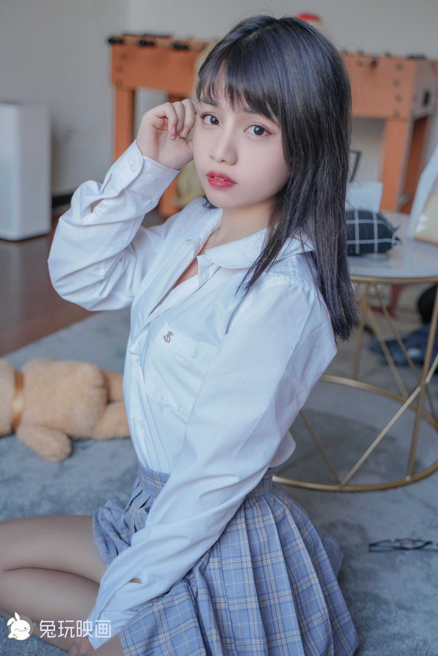 [兔玩映画] - 裸腿制服裙