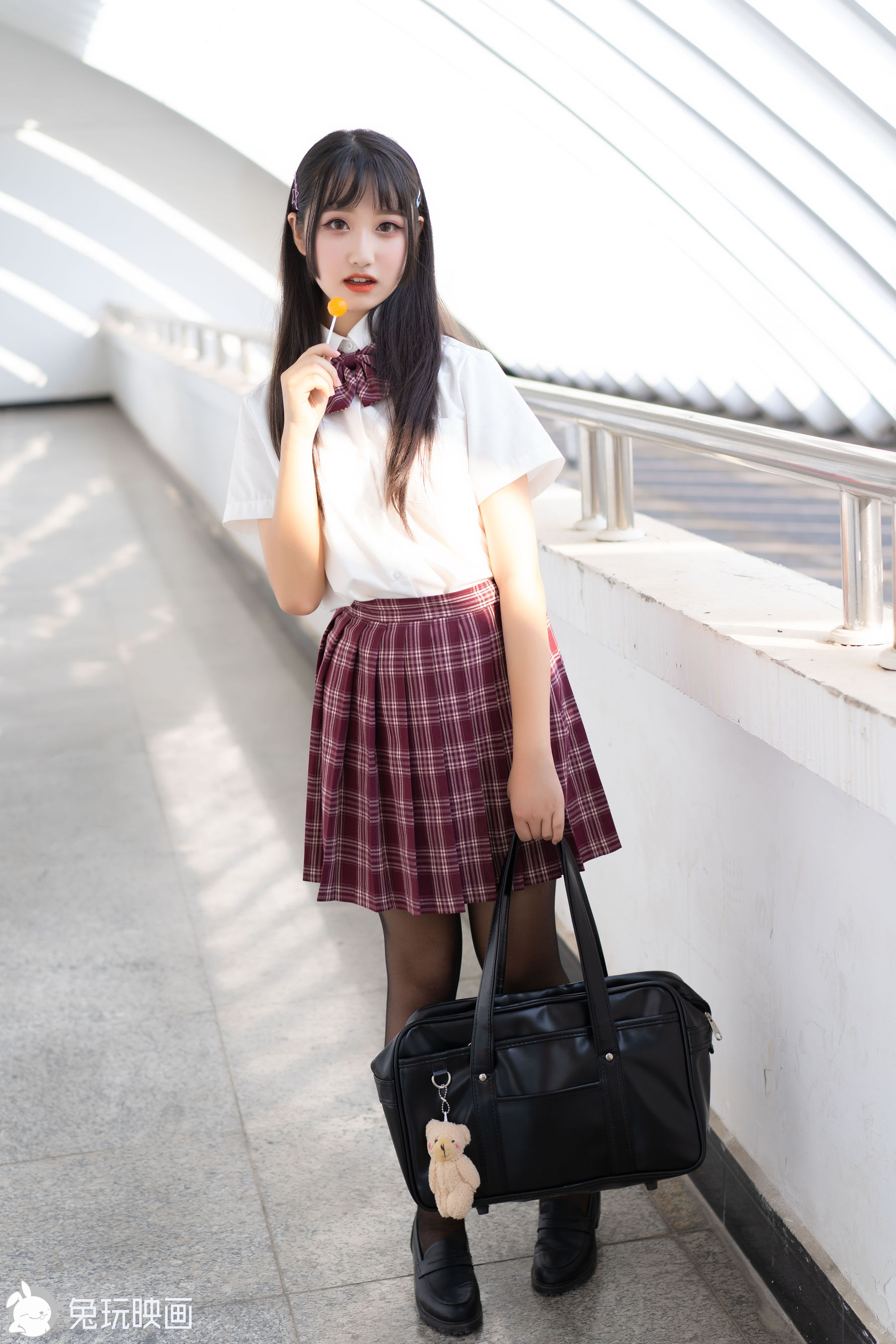 [兔玩映画] - 超甜的制服学妹