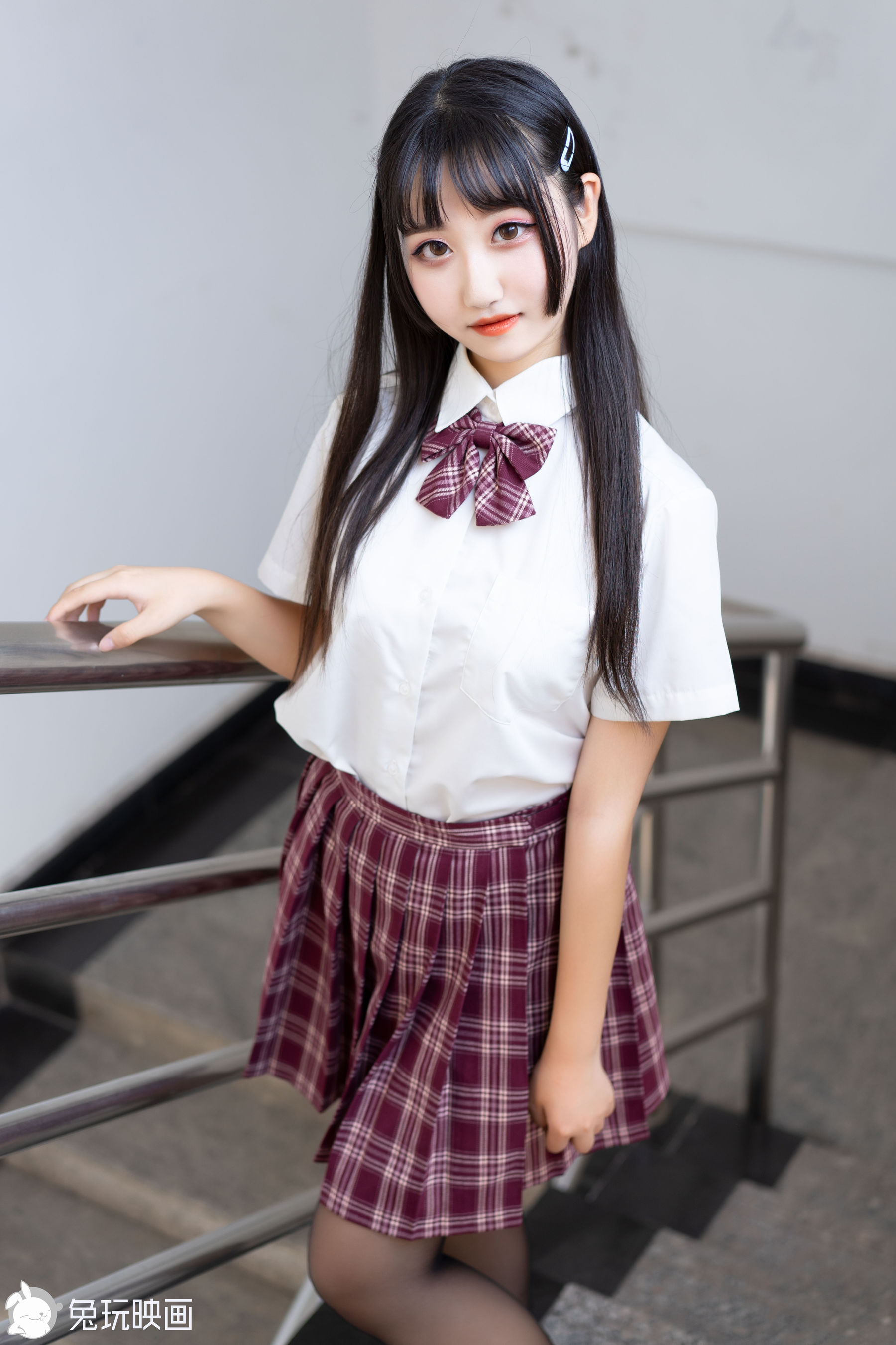 [兔玩映画] - 超甜的制服学妹