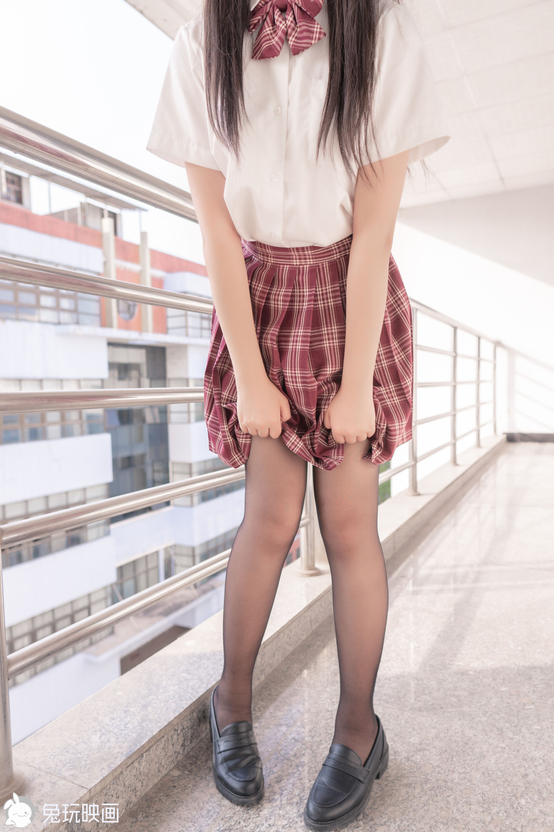 [兔玩映画] - 超甜的制服学妹