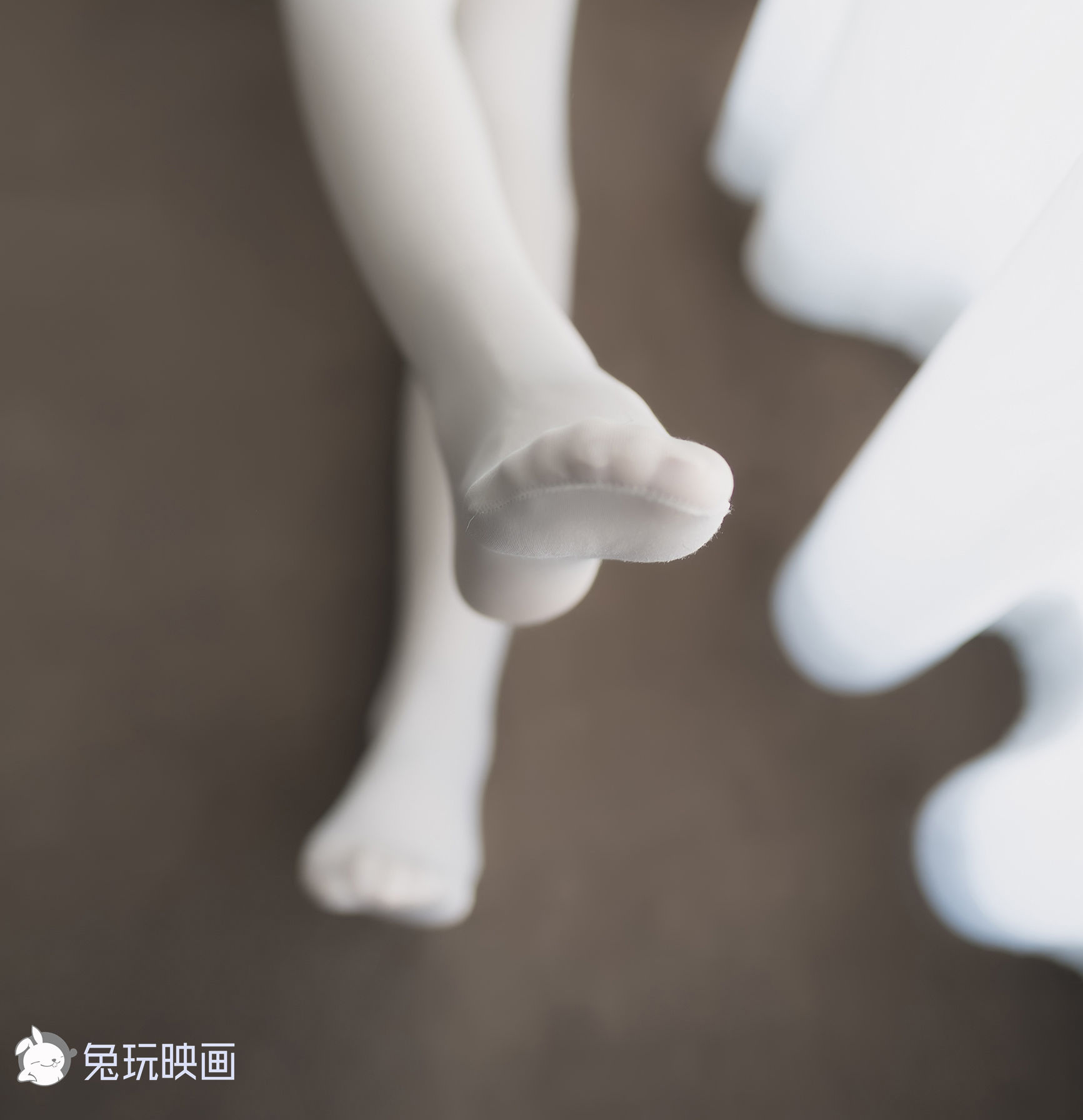 [兔玩映画] - 这个腿也太细了吧