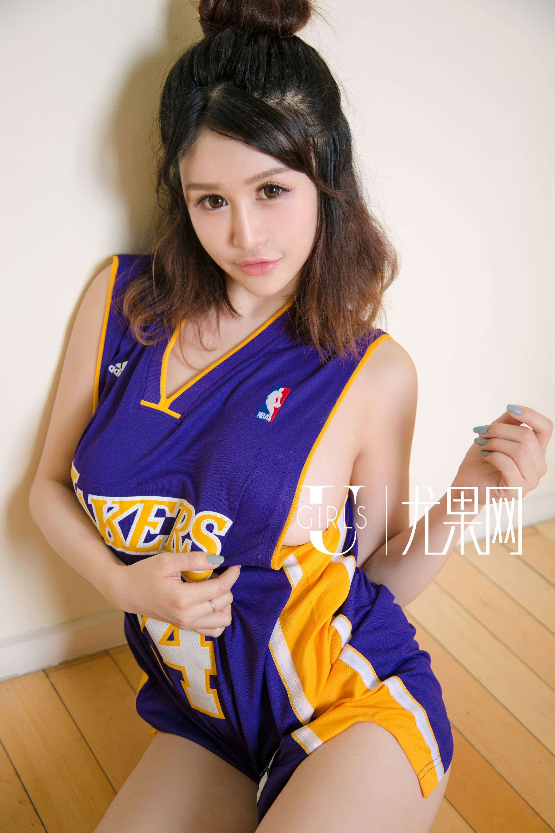 [尤果网Ugirls] U198 童颜巨乳颜爱泽