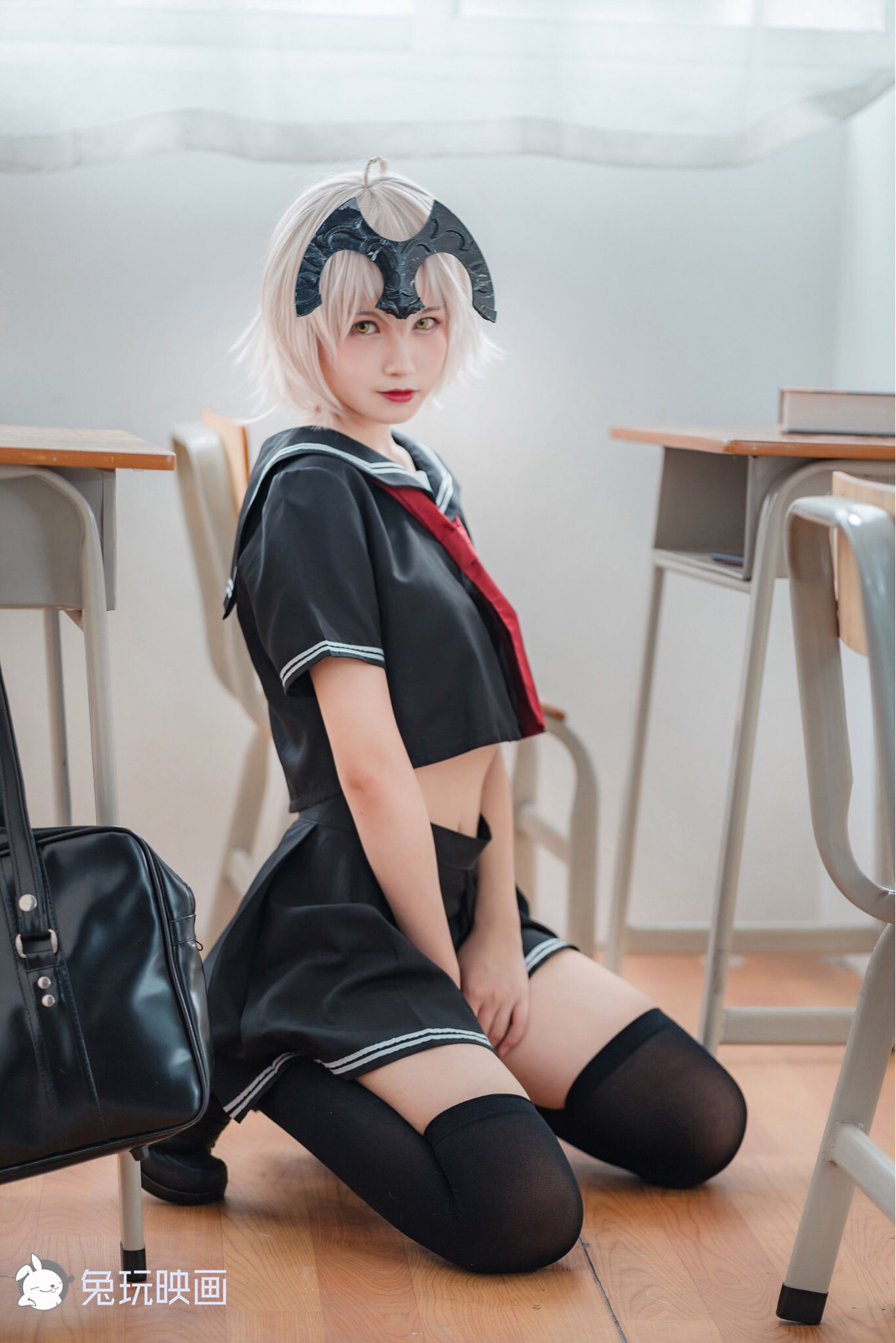 [兔玩映画] - 黑贞校服