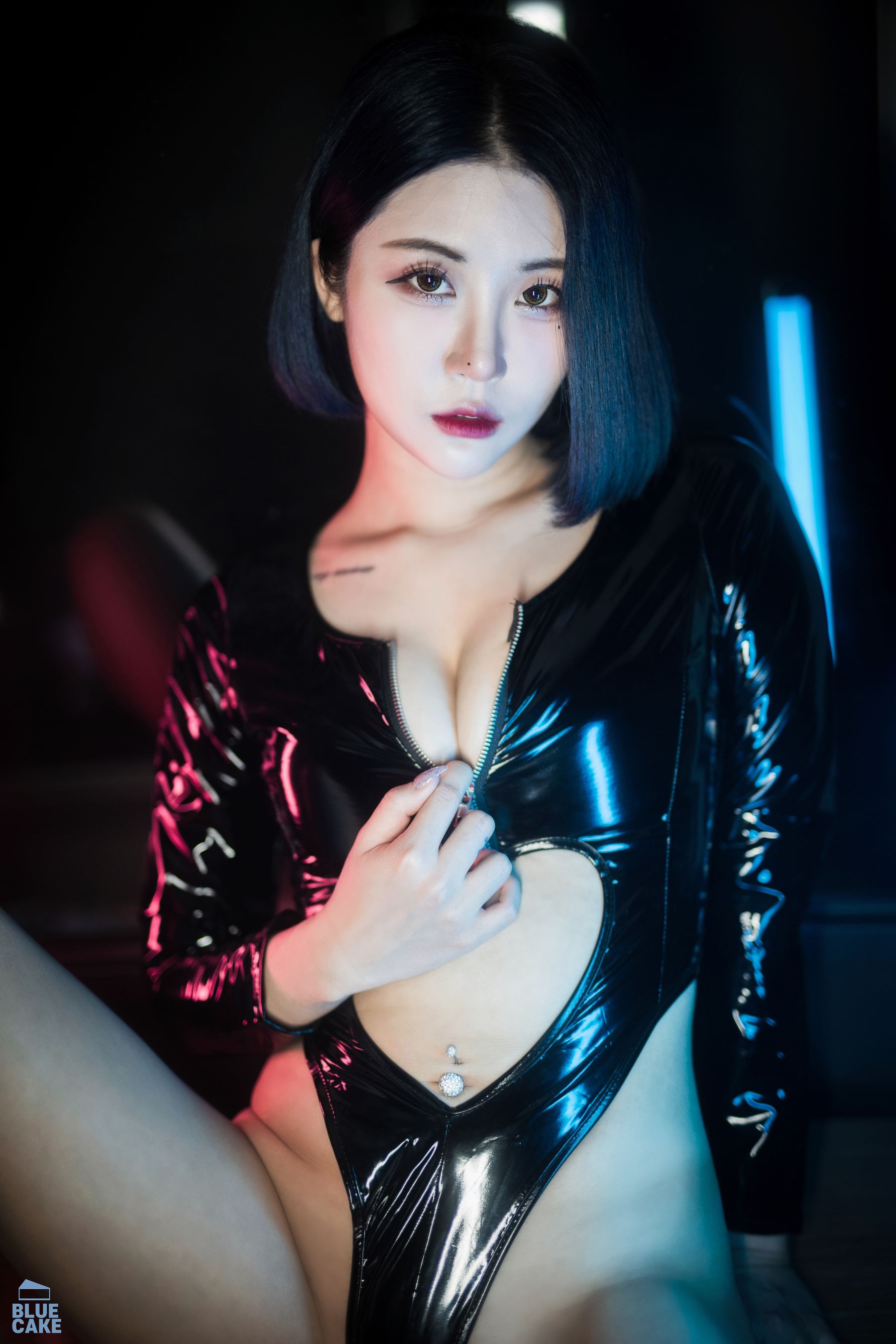 [BLUECAKE]  Bomi - City of Night