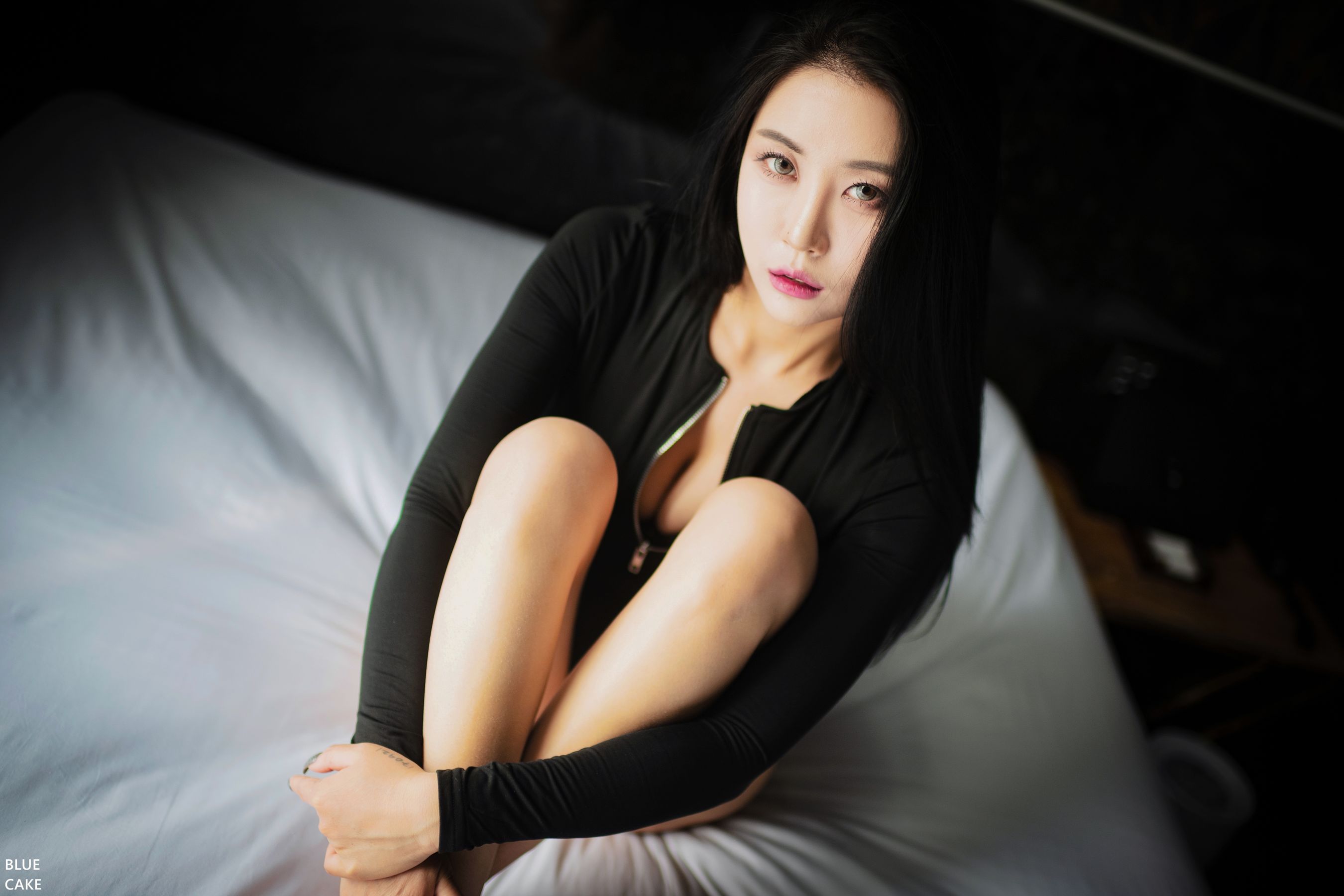 [BLUECAKE]  Bomi - Temptation