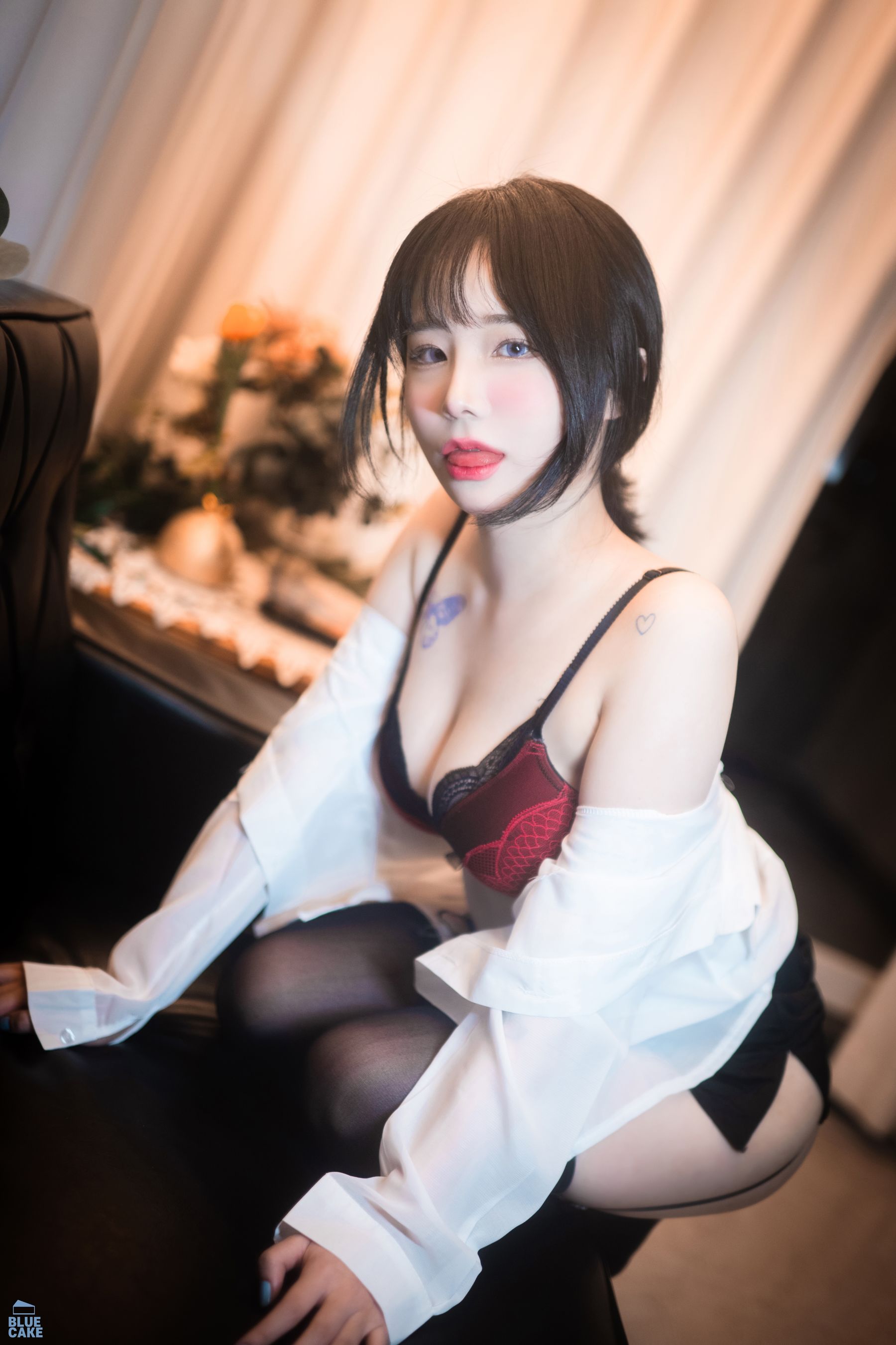 [BLUECAKE]  Yeji - Cat Play