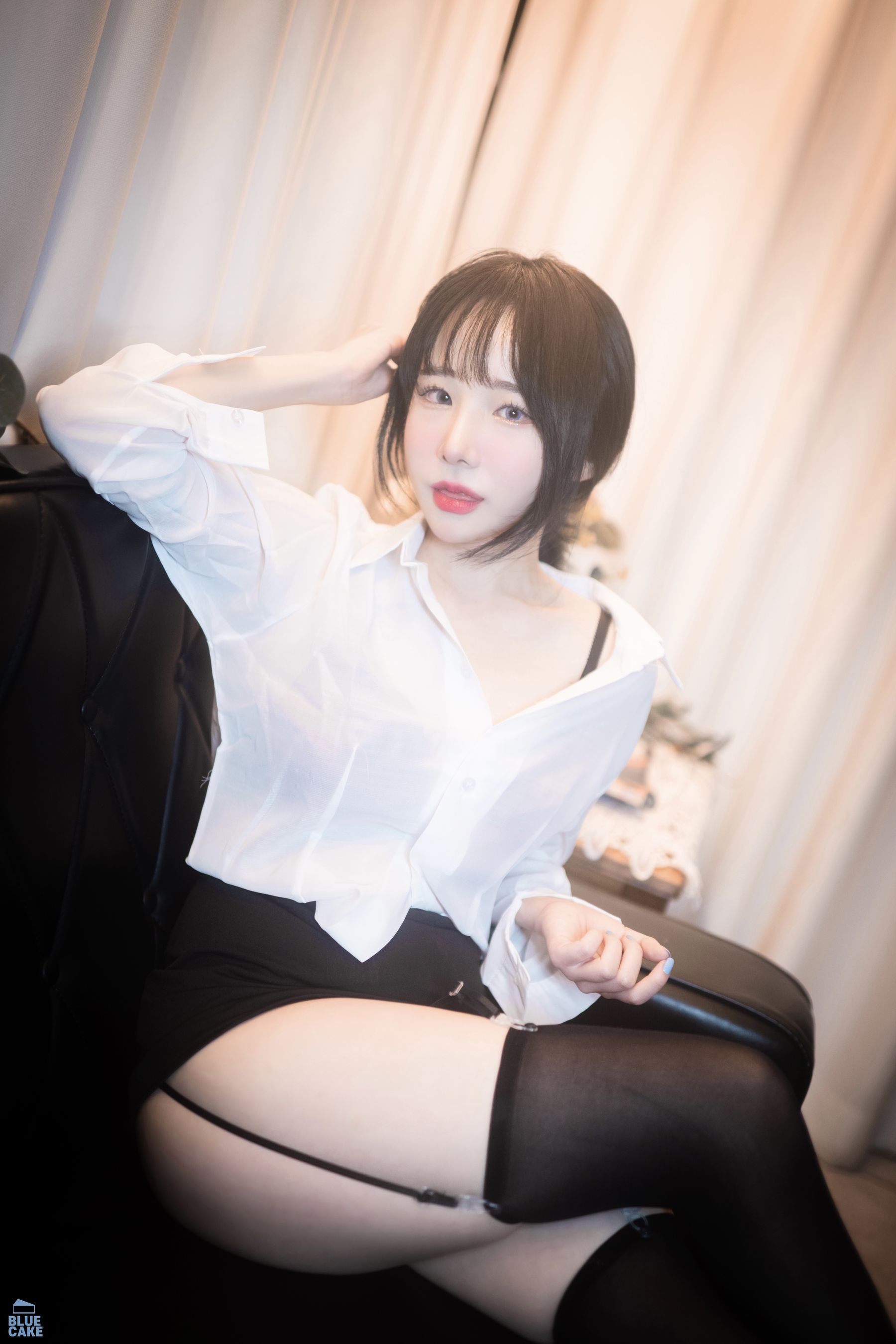 [BLUECAKE]  Yeji - Cat Play