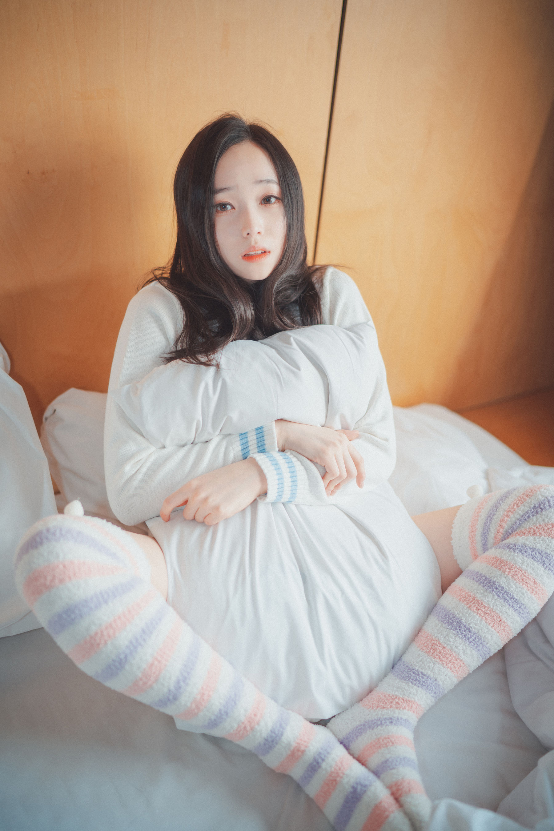 [DJAWA]  BamBi - Homebody Girl