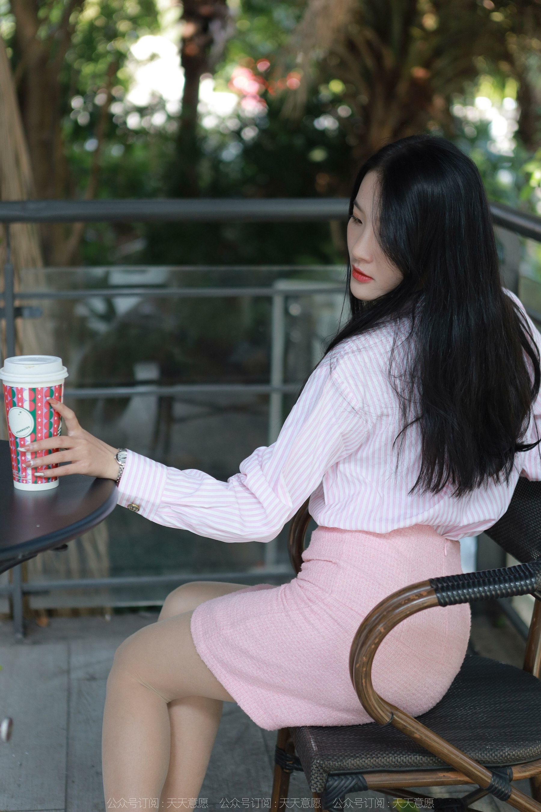 [IESS异思趣向] 模特：婉萍 《粉嫩的下午茶》