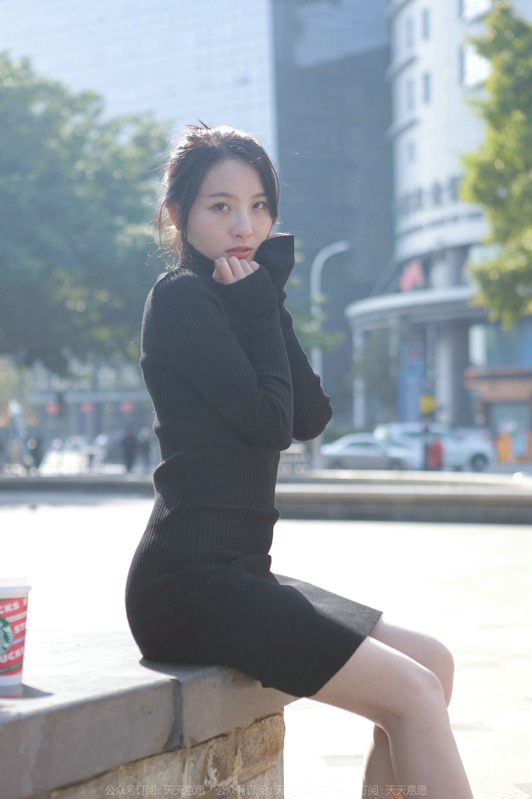[IESS异思趣向] 模特：婉萍 《黑色包臀裙》