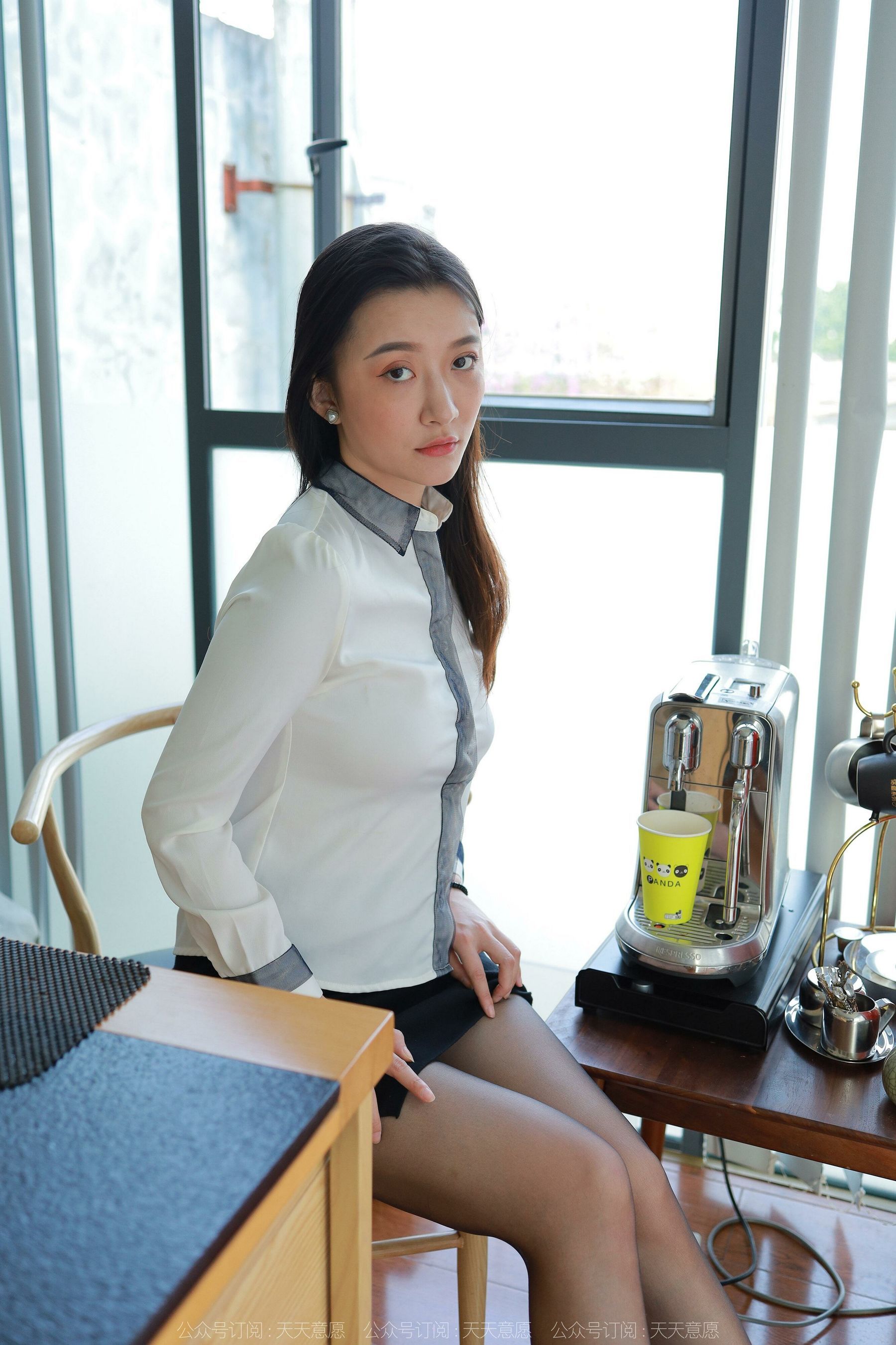 [IESS异思趣向] 模特：秋秋 《女秘书》