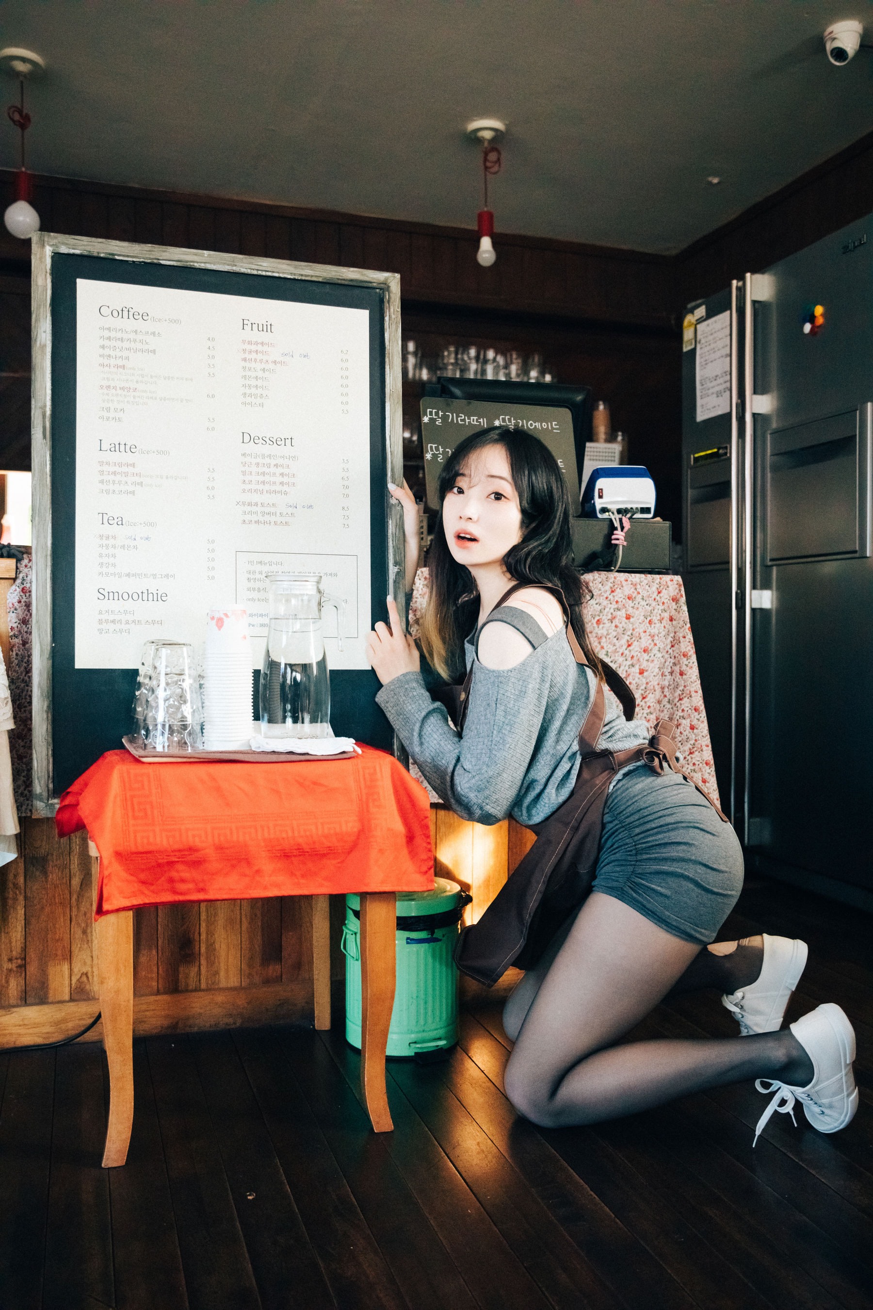 [LOOZY]  Bambi - Cafe Alba