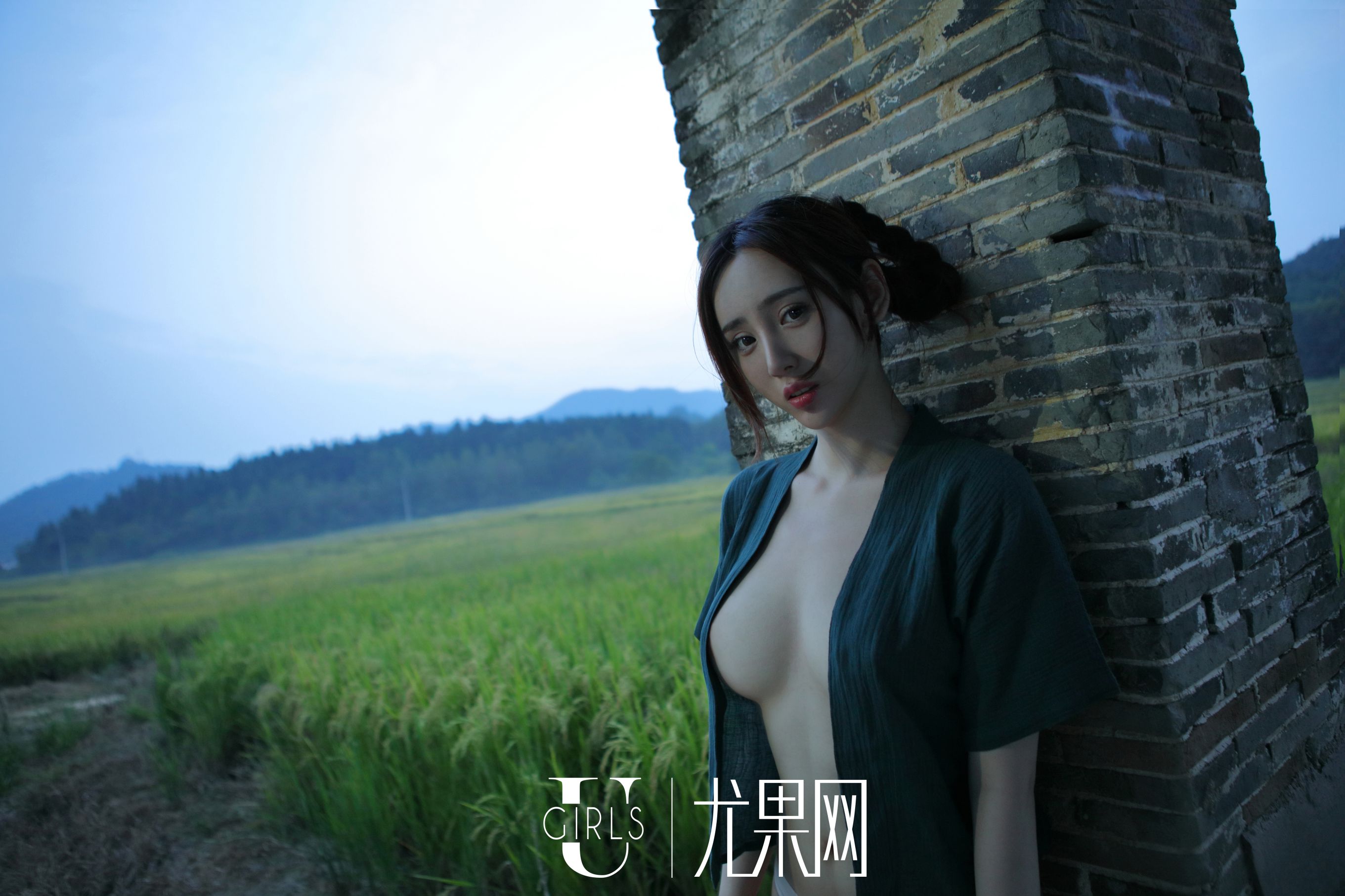 沈佳熹/颜爱泽/于思琪《合家欢》 [尤果网Ugirls] T020